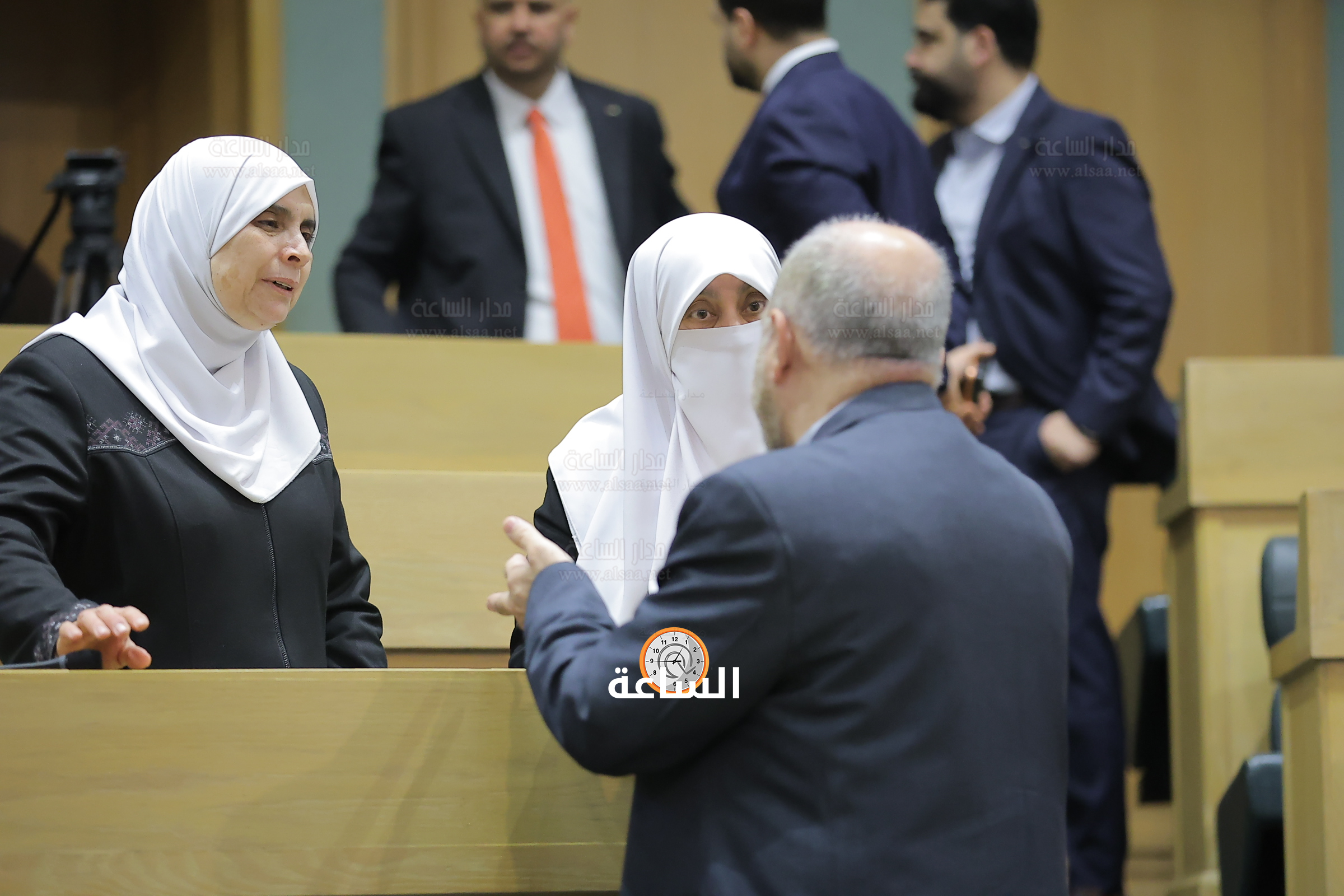 Madar Al-Saa Images 0.05780493401933251