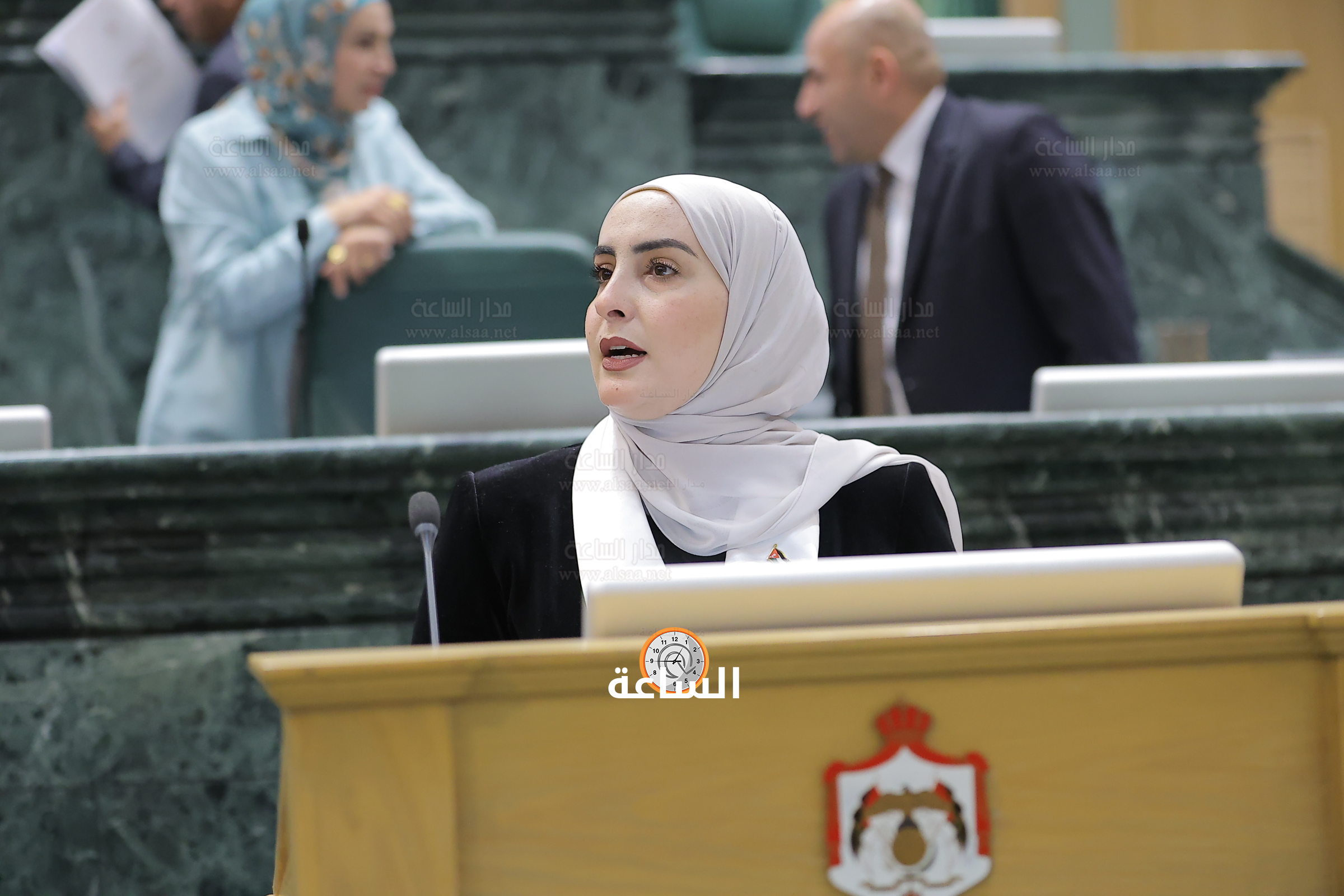 Madar Al-Saa Images 0.8241702442371596