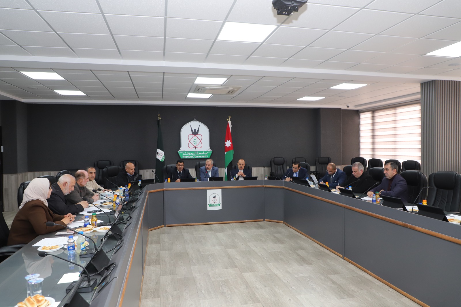 Madar Al-Saa Images 0.2173492996497749