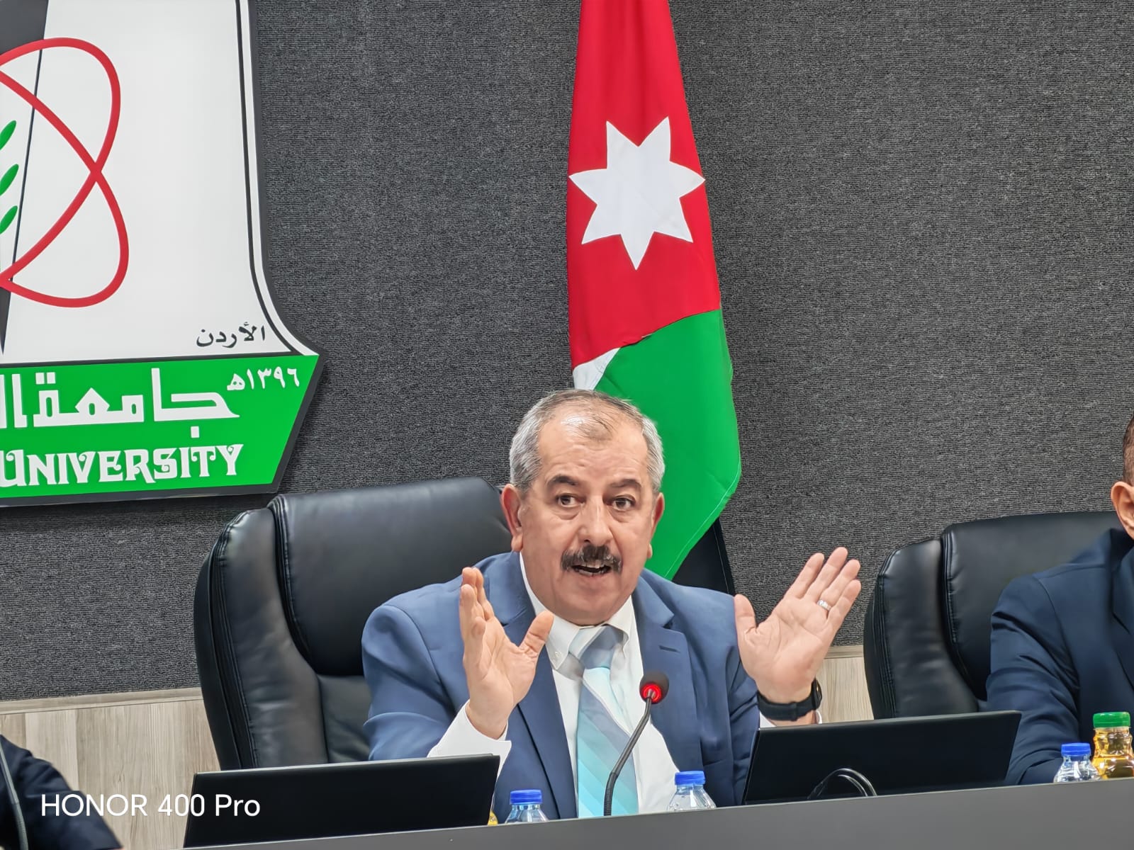 Madar Al-Saa Images 0.4284790539063721