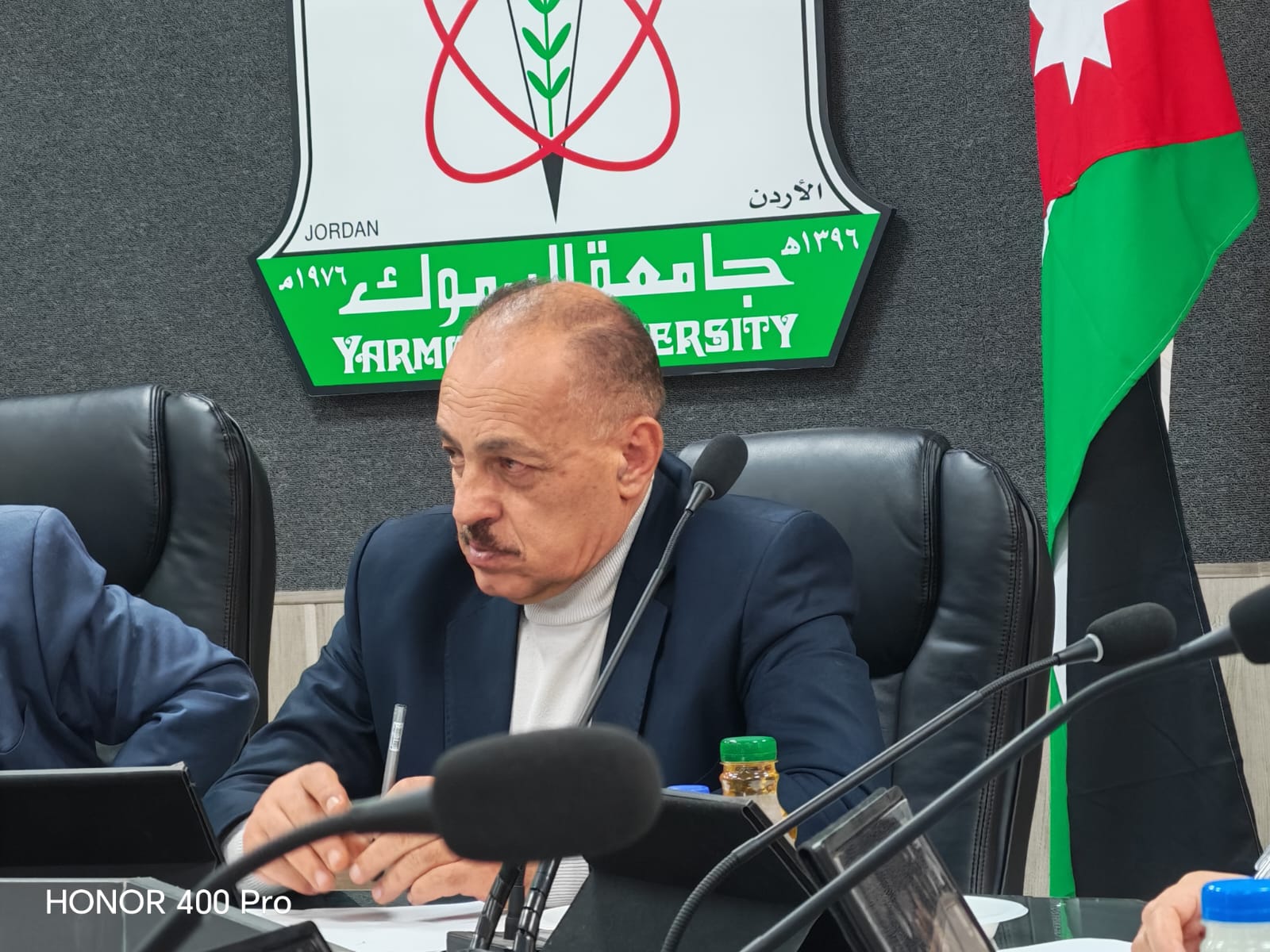 Madar Al-Saa Images 0.2618378958830335