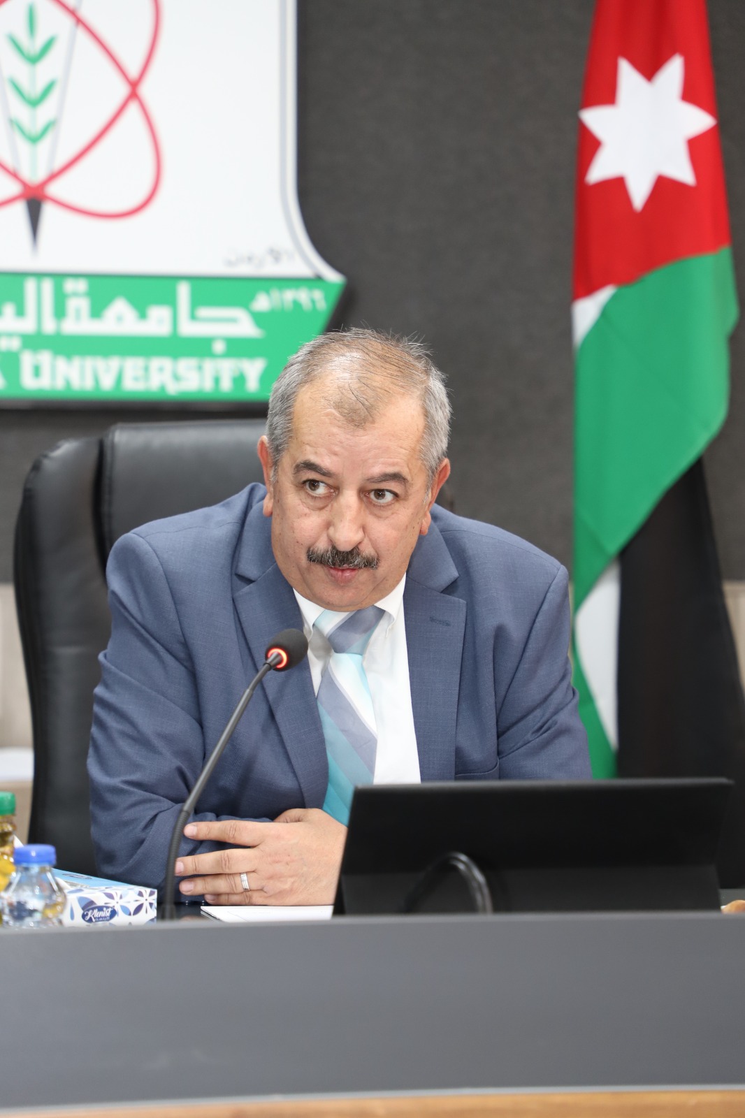 Madar Al-Saa Images 0.1982627047171227