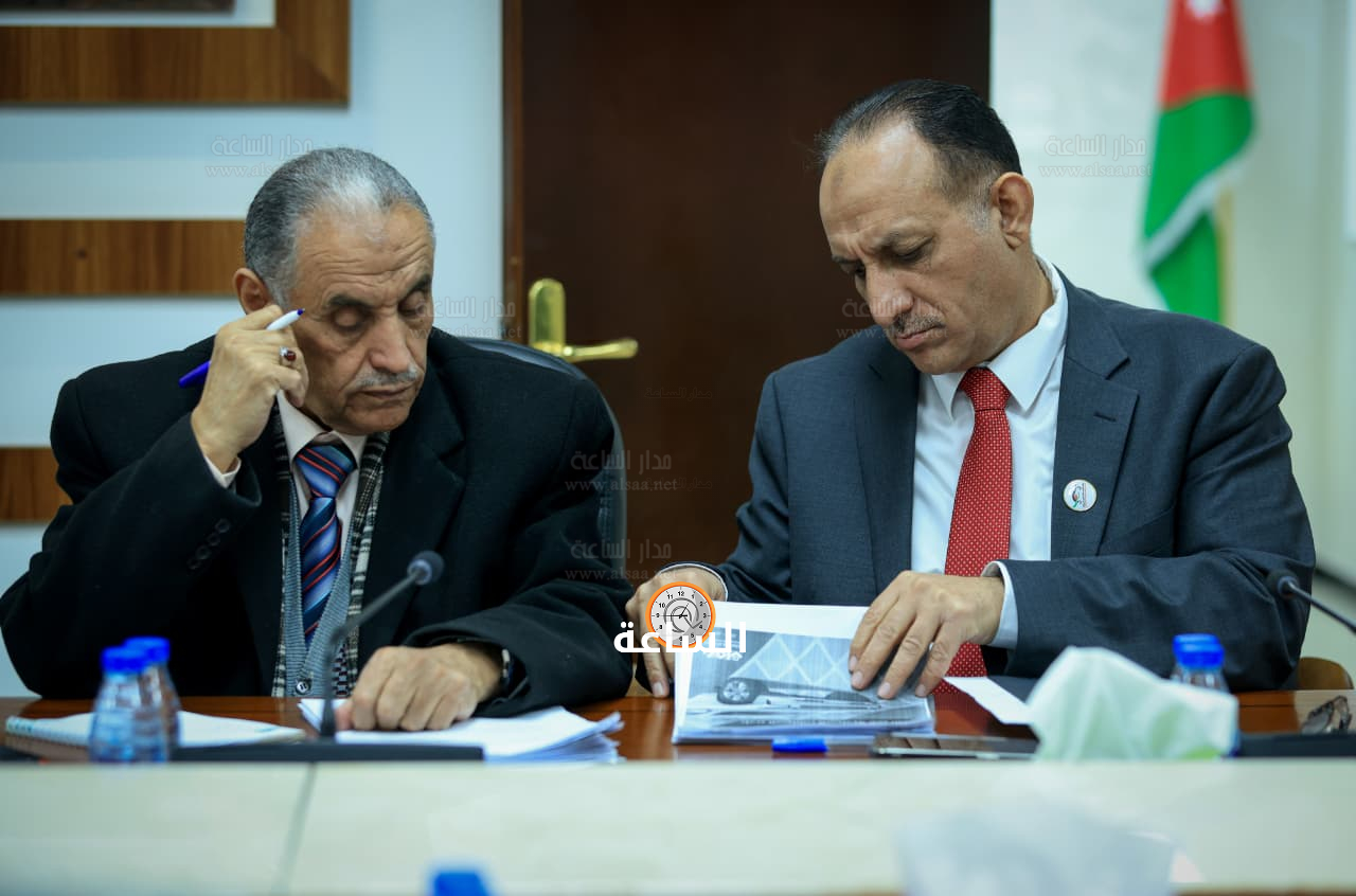 Madar Al-Saa Images 0.5353989375125491