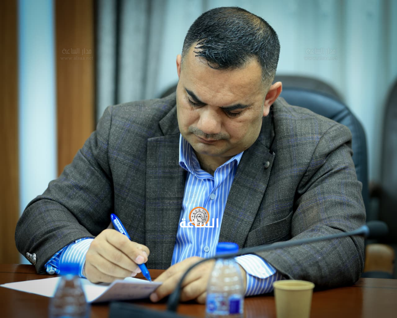 Madar Al-Saa Images 0.997827442467805