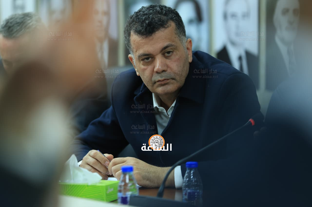 Madar Al-Saa Images 0.29188792174835976