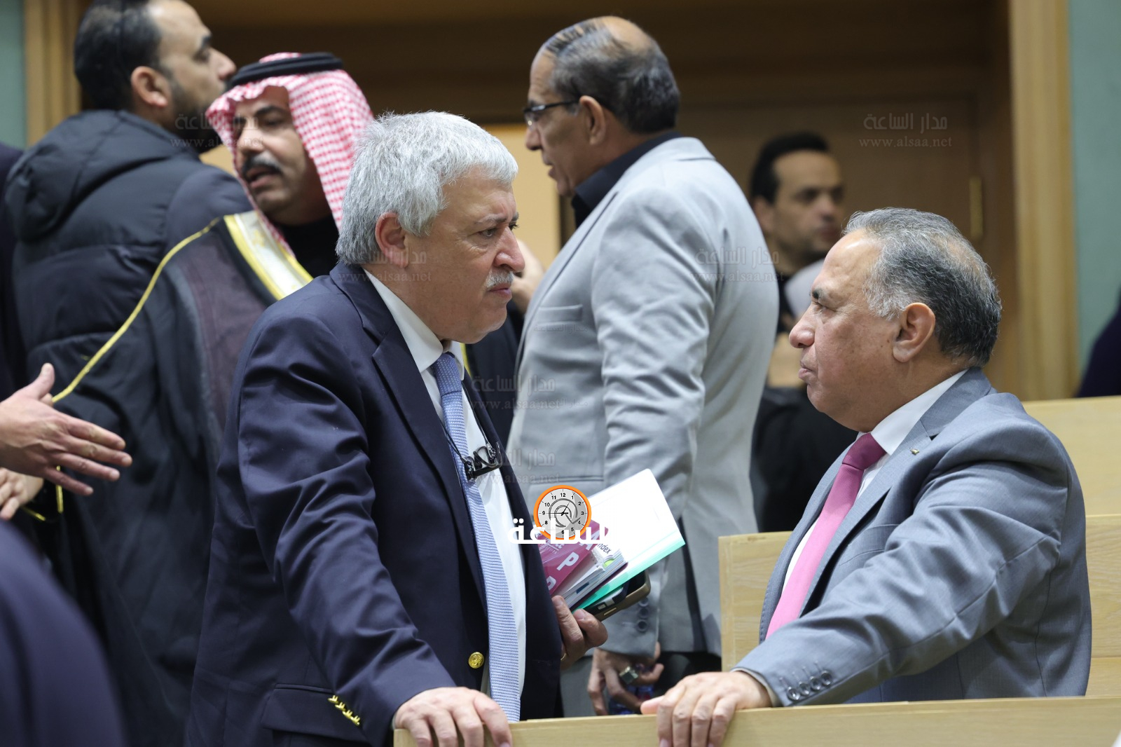 Madar Al-Saa Images 0.15813622841984087