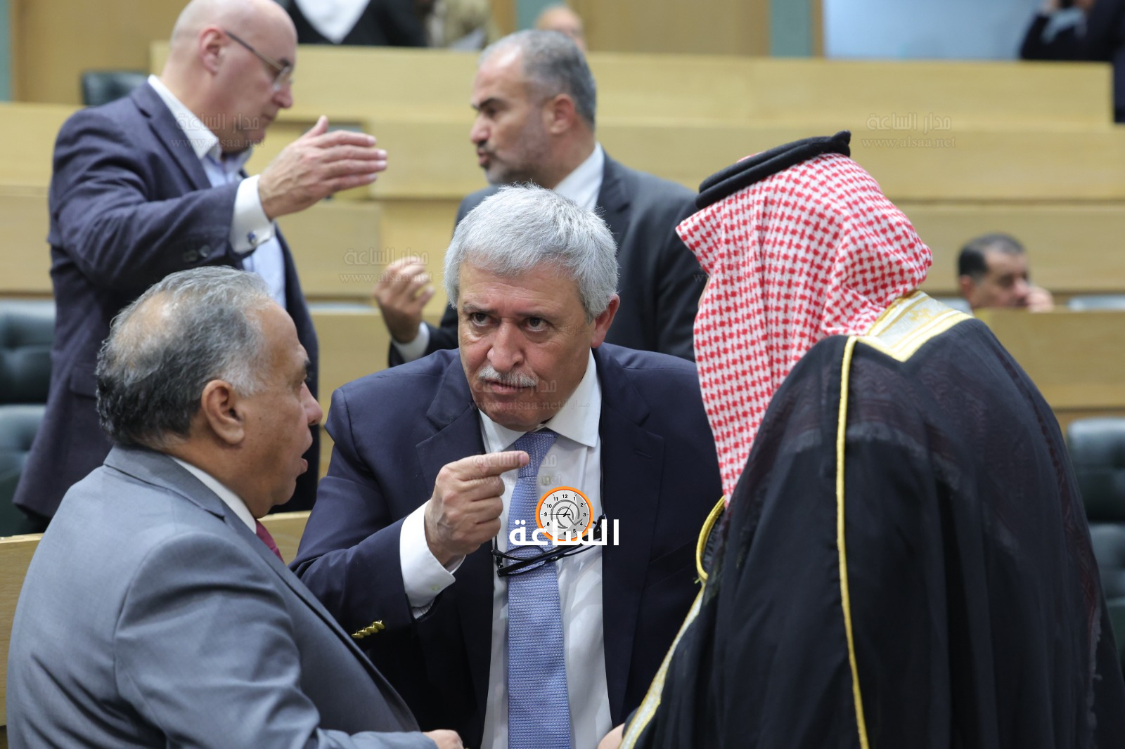 Madar Al-Saa Images 0.9117537090629014