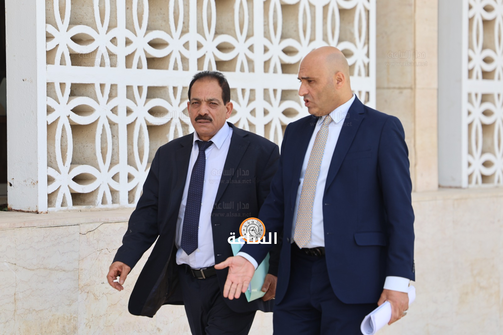 Madar Al-Saa Images 0.9884143389312482