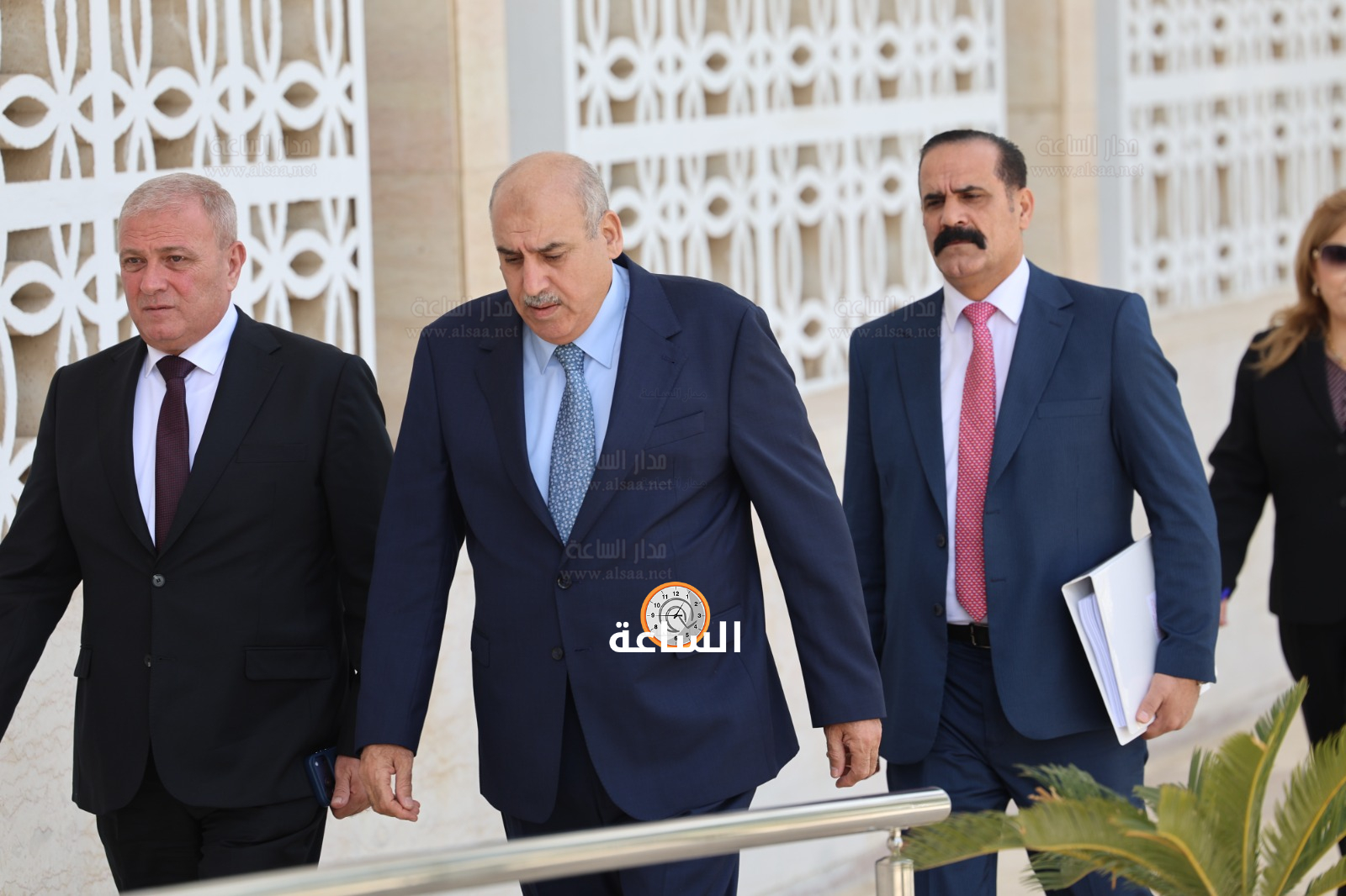 Madar Al-Saa Images 0.984265763654963