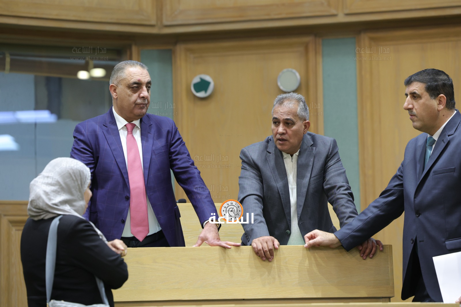 Madar Al-Saa Images 0.027056329809904023