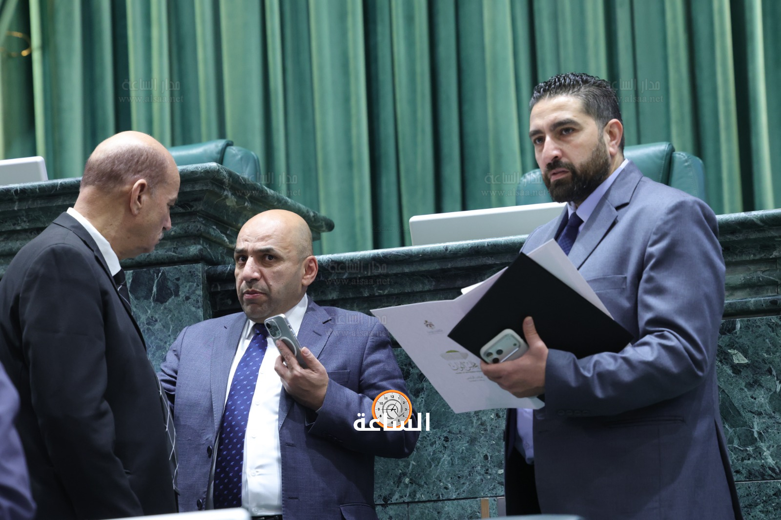 Madar Al-Saa Images 0.14091316194544357