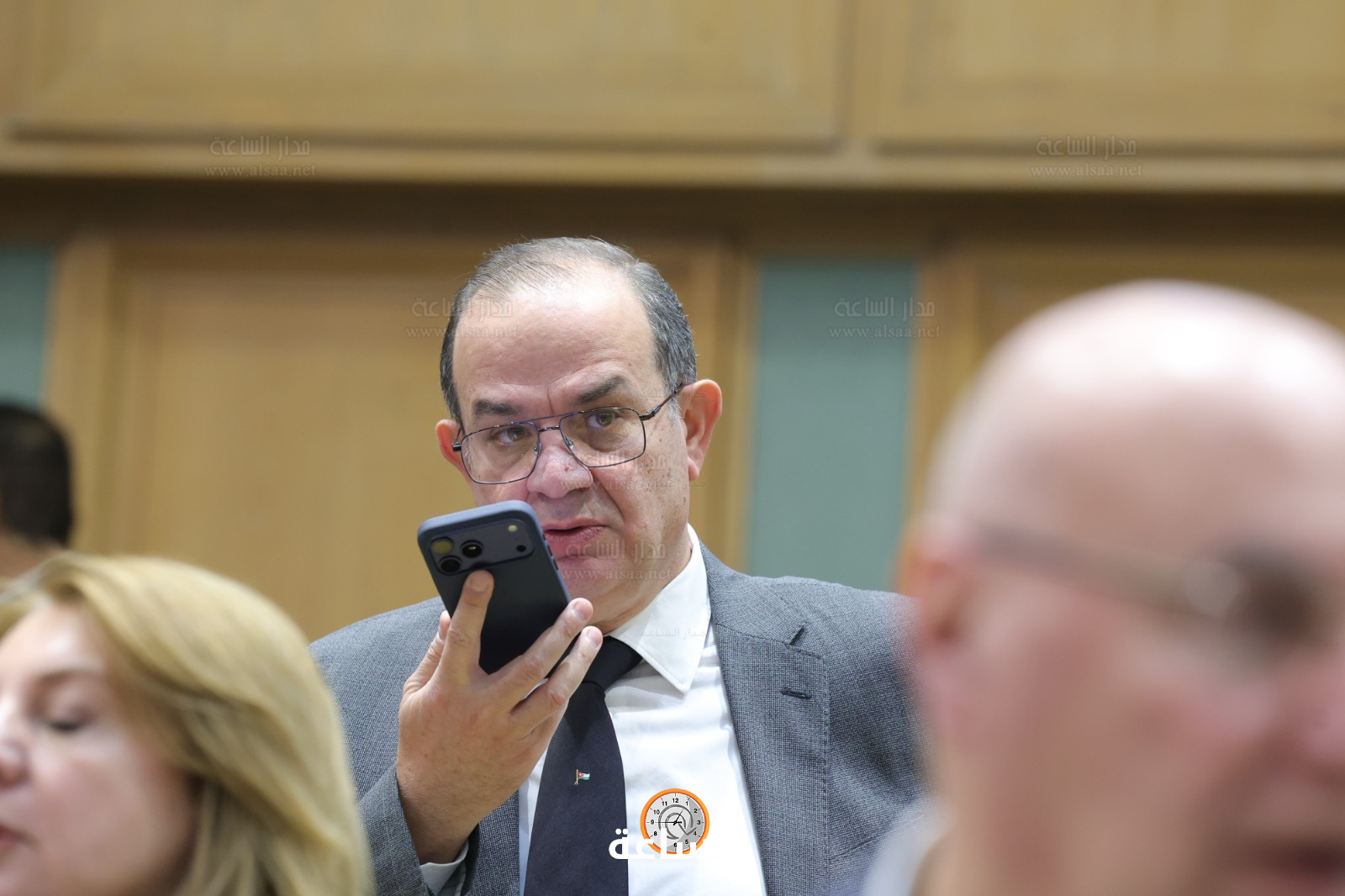 Madar Al-Saa Images 0.5620619322503426