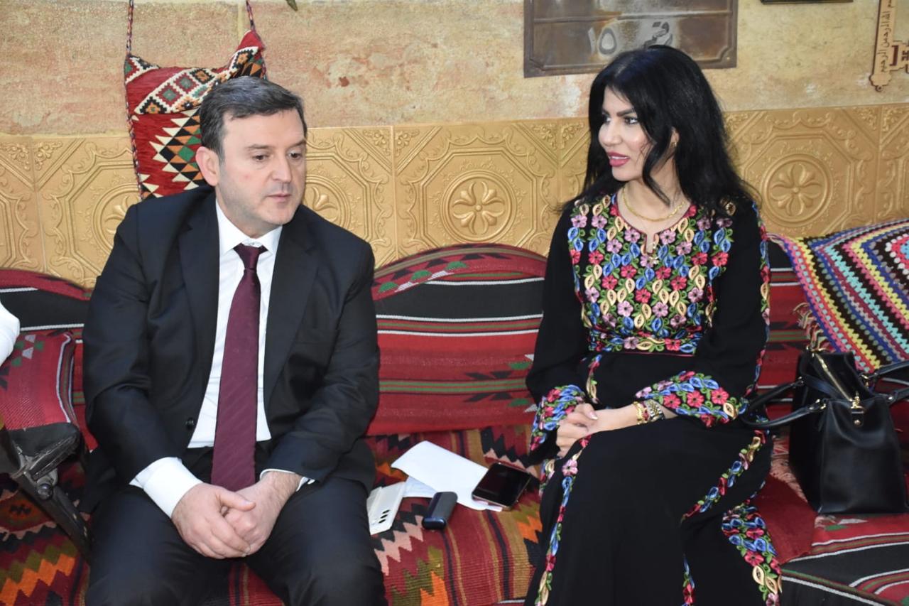 Madar Al-Saa Images 0.7005817562980848