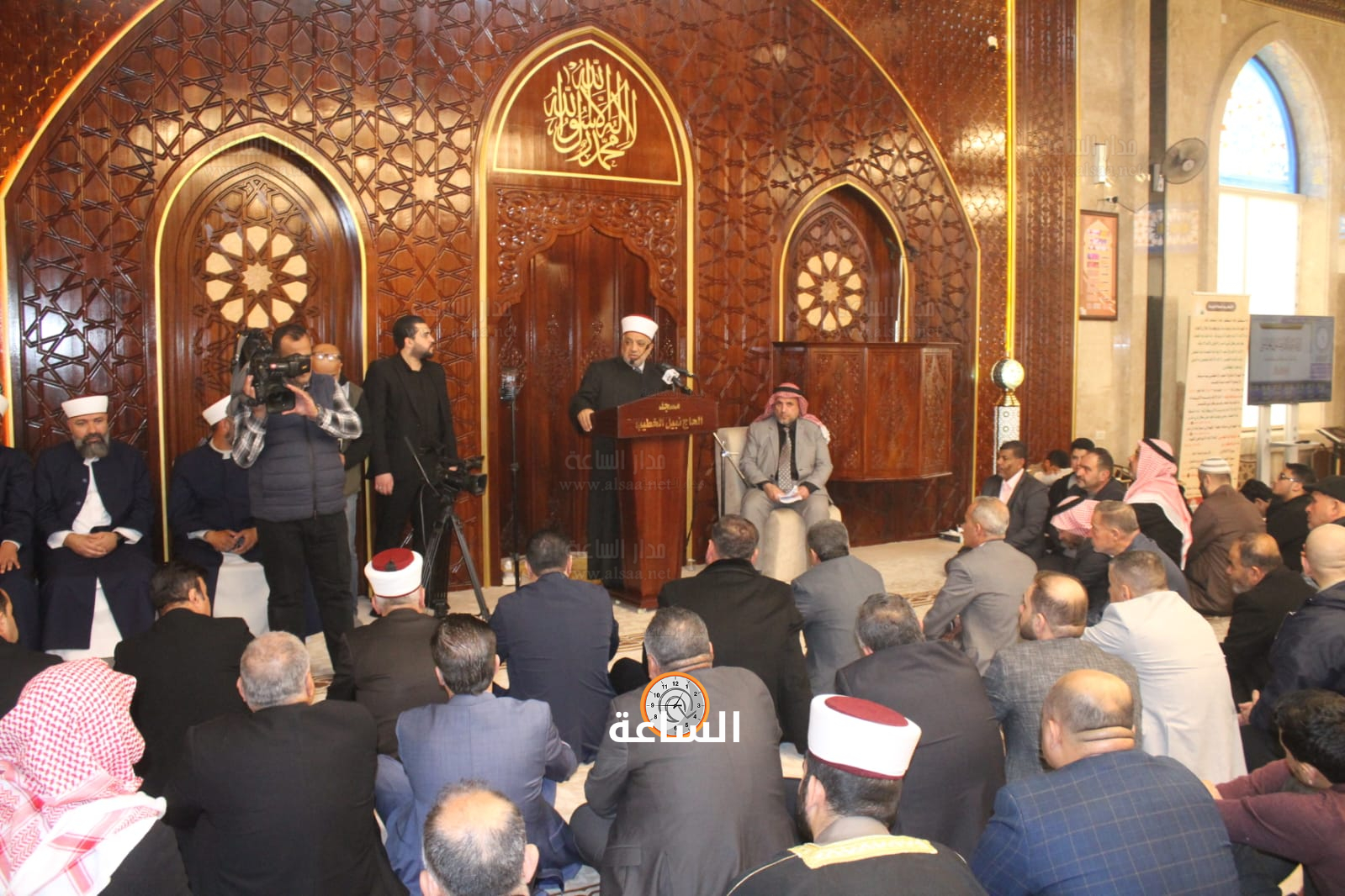 Madar Al-Saa Images 0.18493047946426777