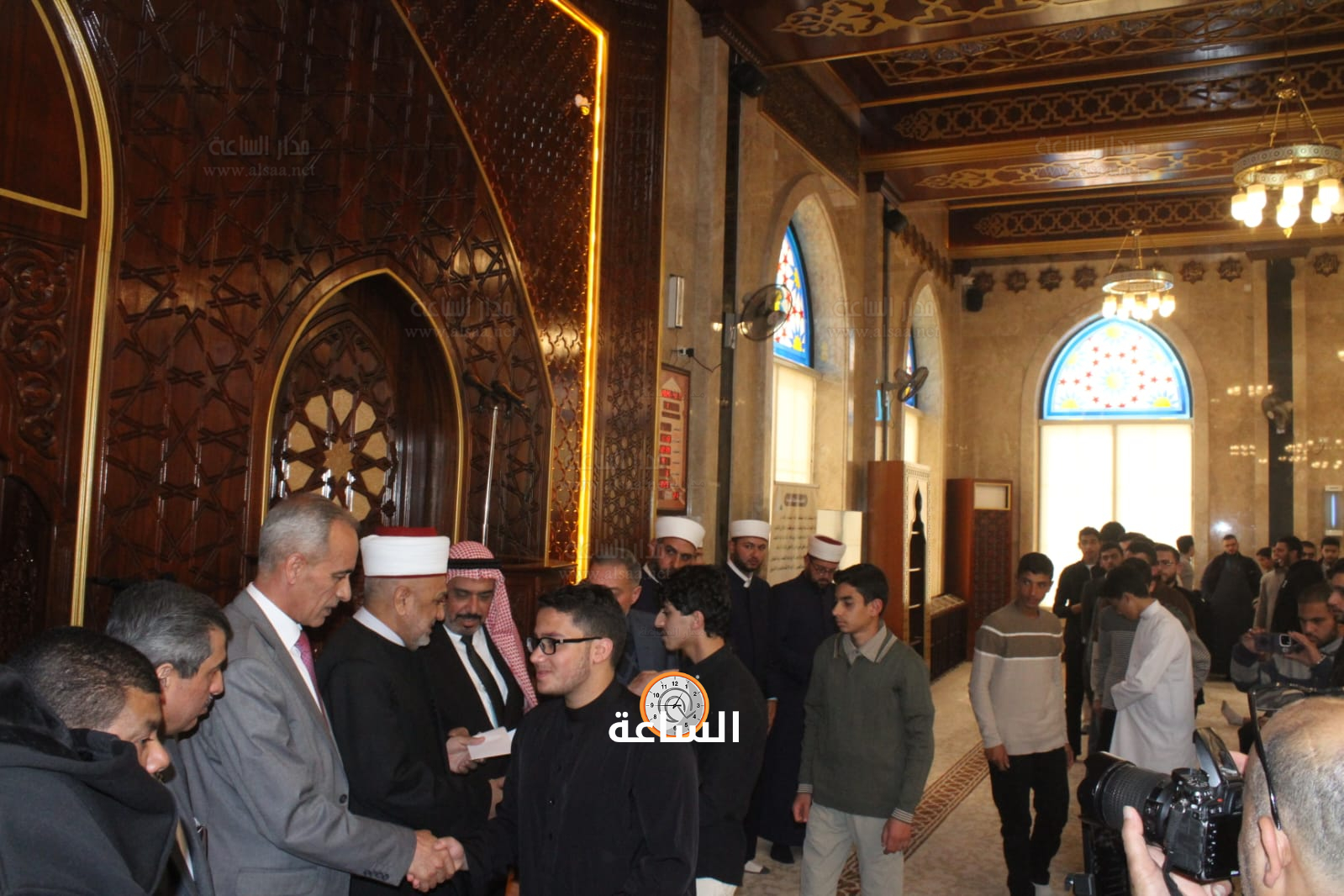 Madar Al-Saa Images 0.3750922579006244