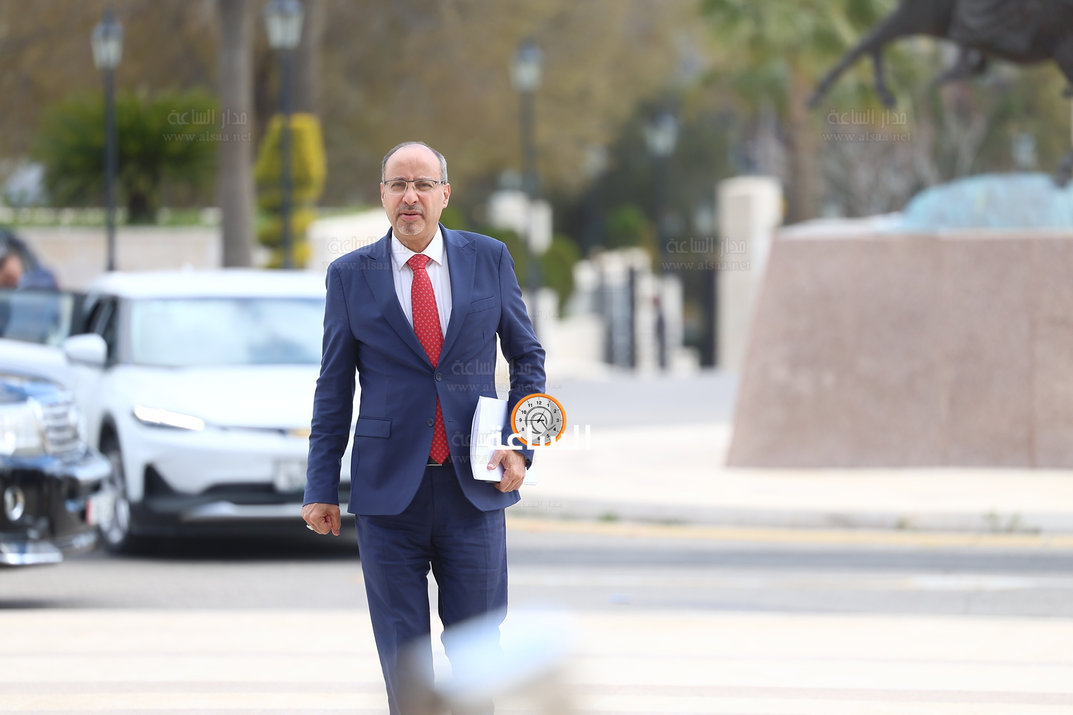 Madar Al-Saa Images 0.5022292391078821