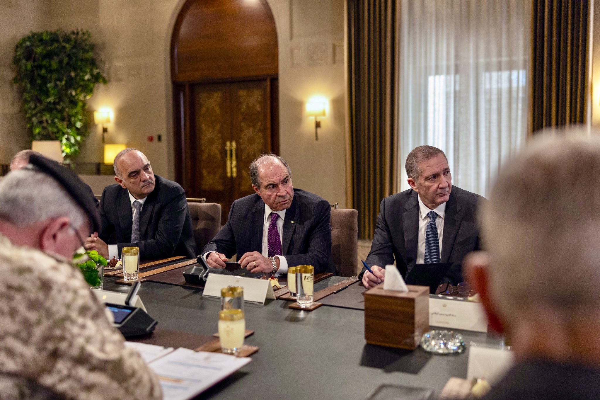 Madar Al-Saa Images 0.745916631813996