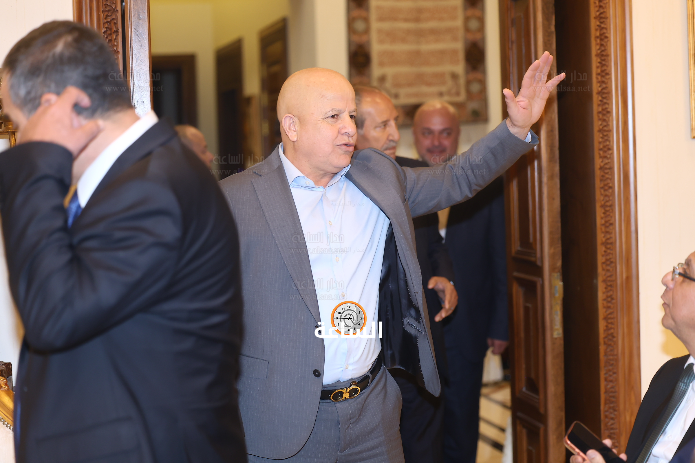 Madar Al-Saa Images 0.23146960760499602