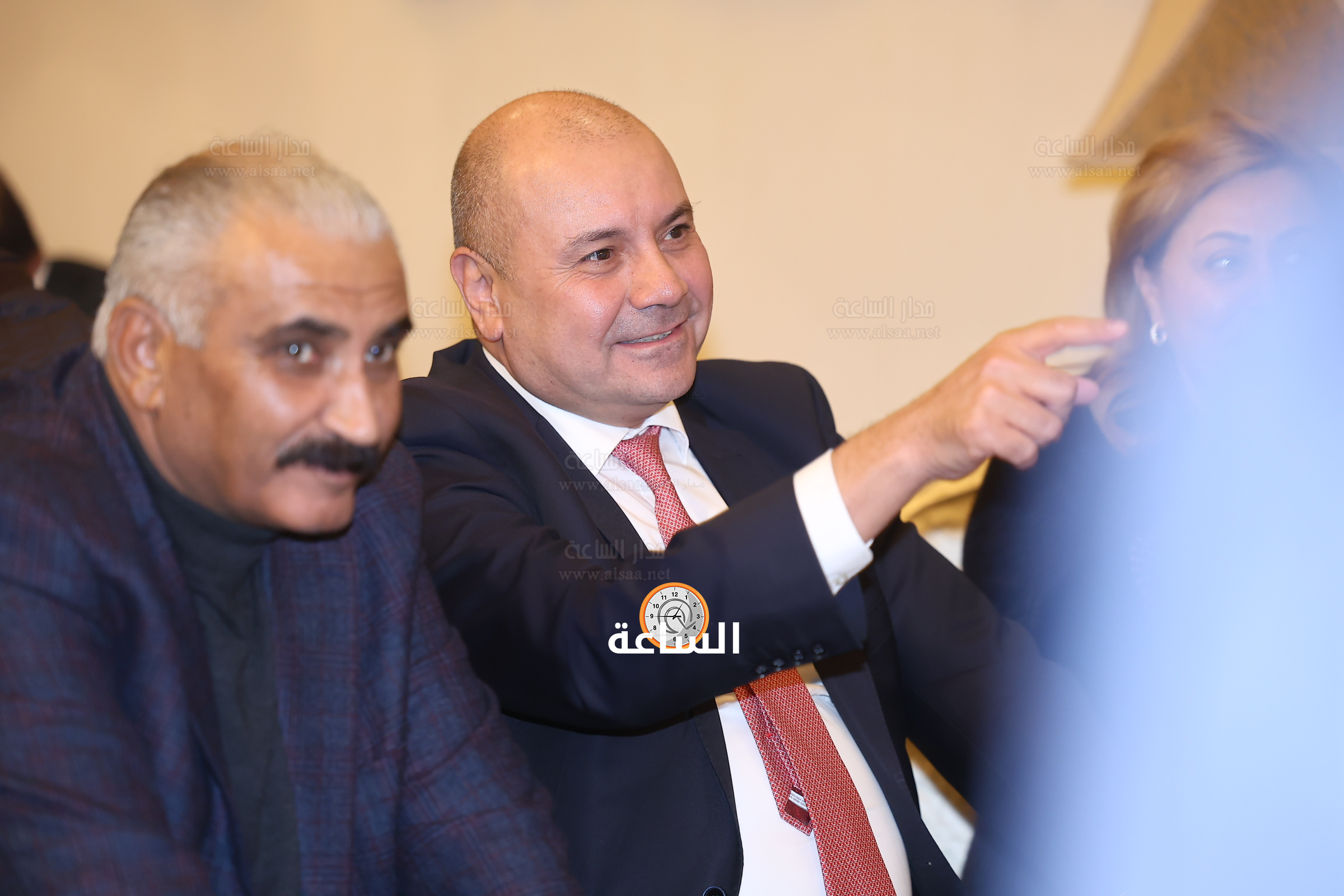 Madar Al-Saa Images 0.6037238360636158