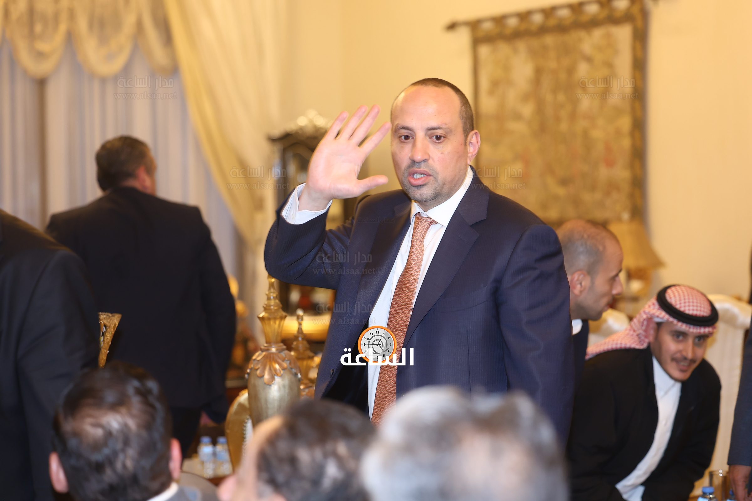 Madar Al-Saa Images 0.13541596559952507