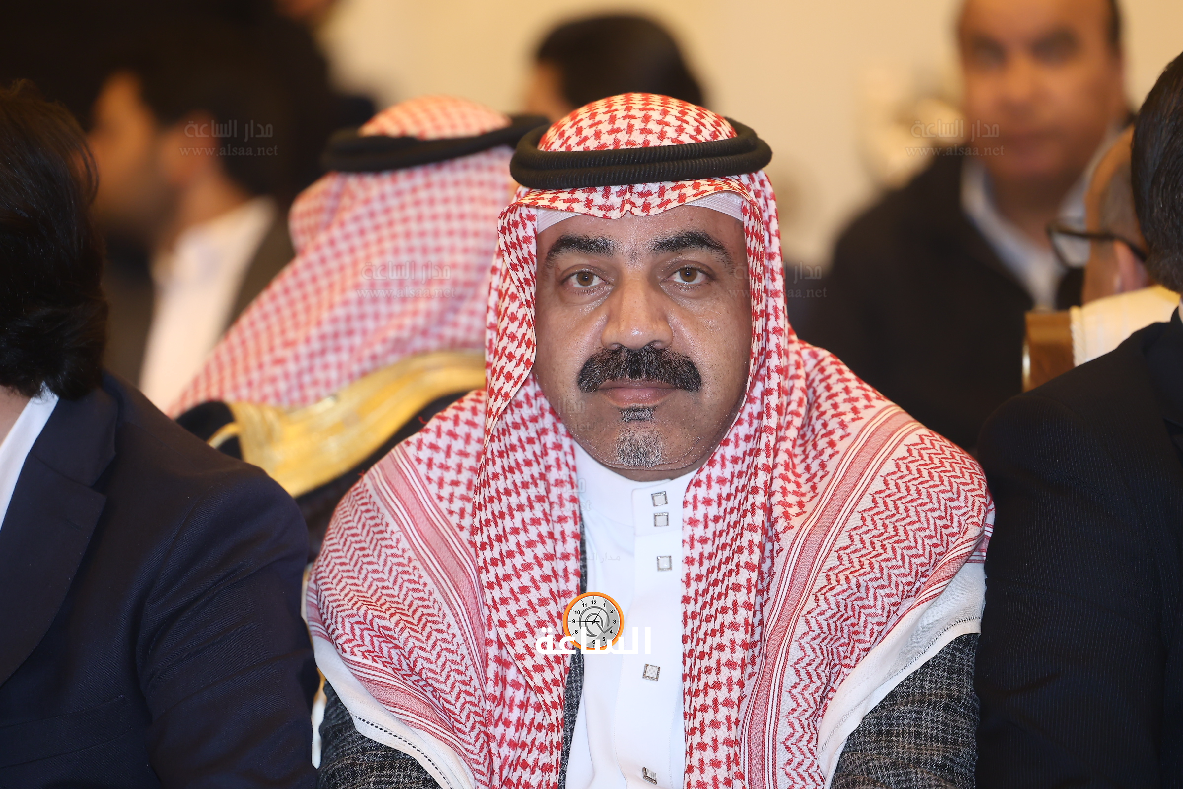 Madar Al-Saa Images 0.14028477052411892