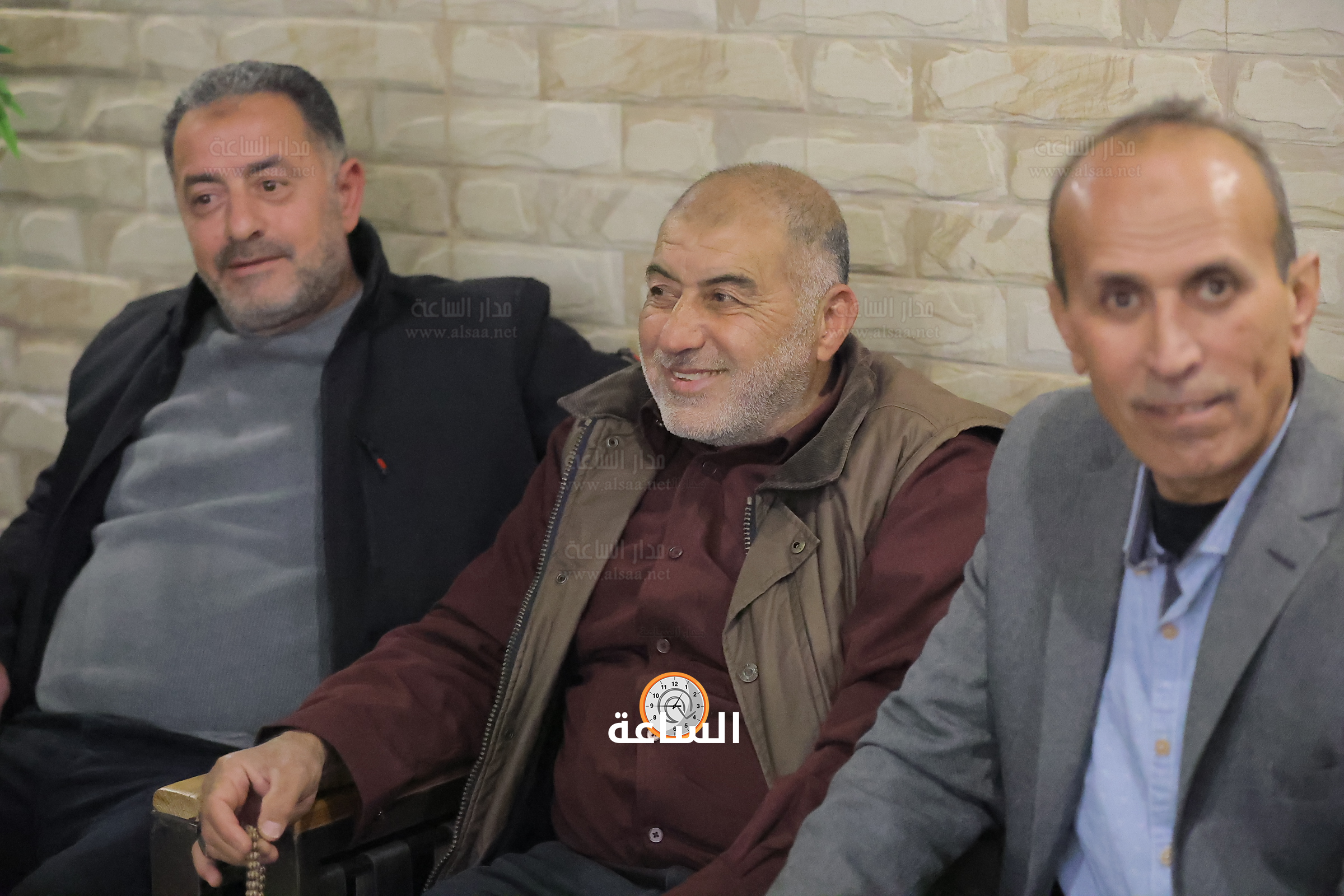 Madar Al-Saa Images 0.7197368485776355