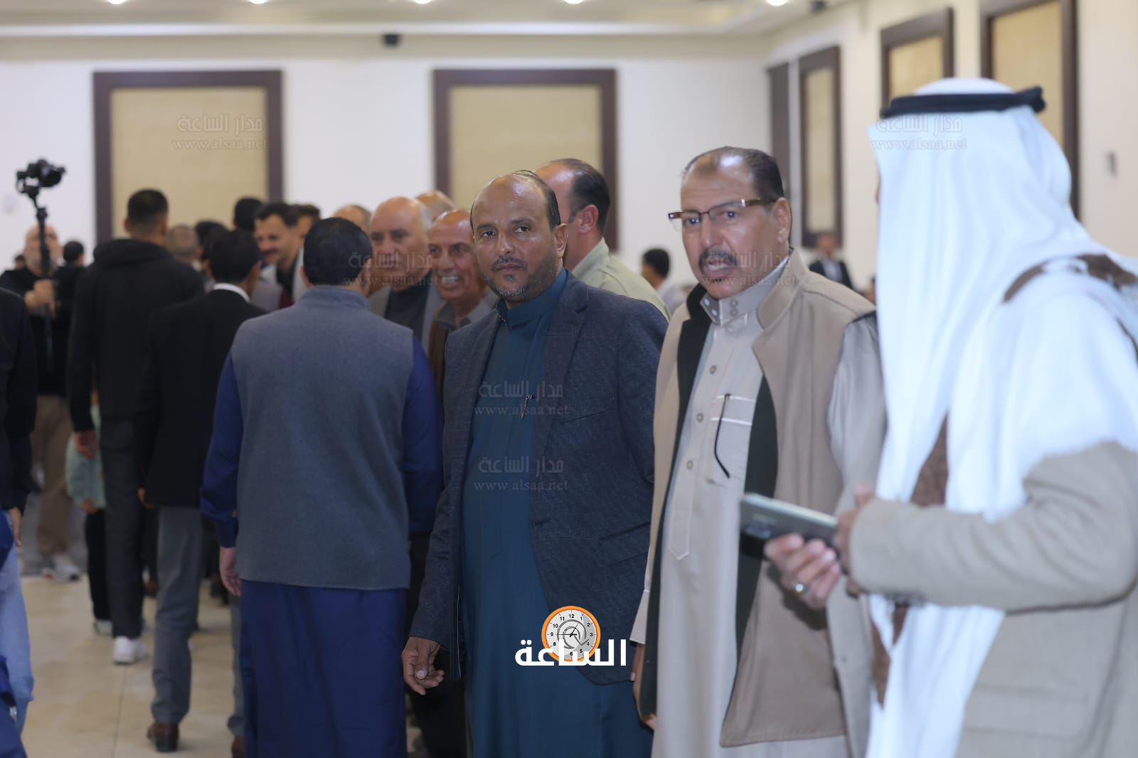 Madar Al-Saa Images 0.4421140971020838