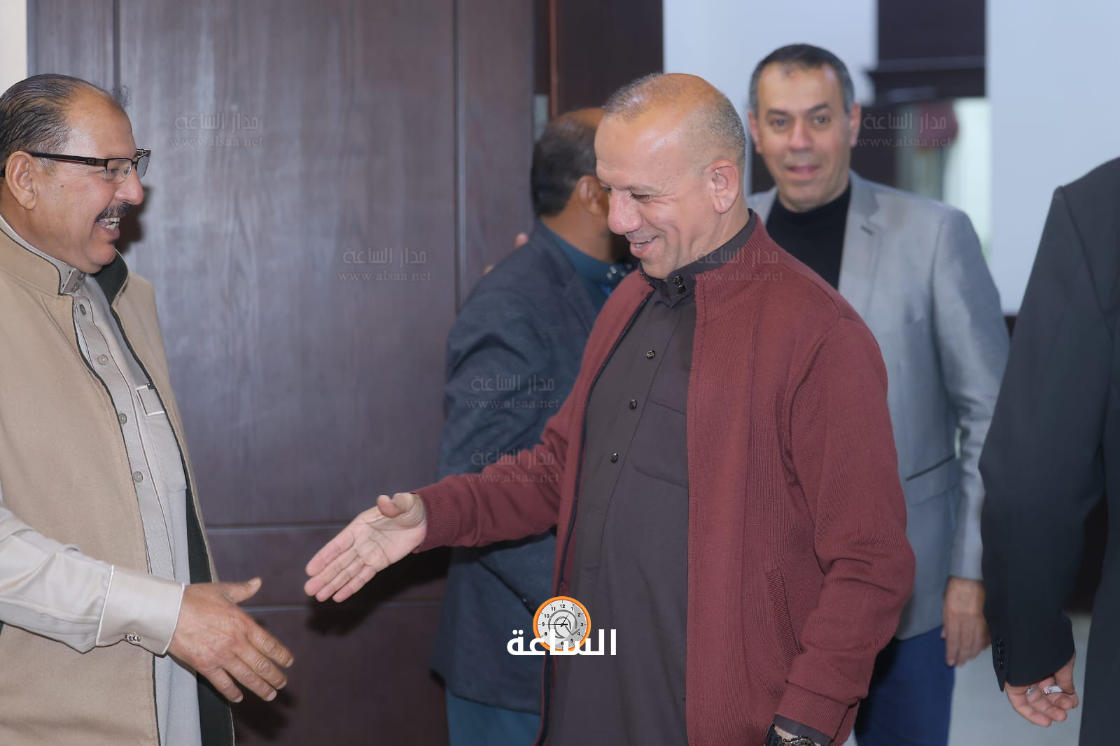 Madar Al-Saa Images 0.531512277288062