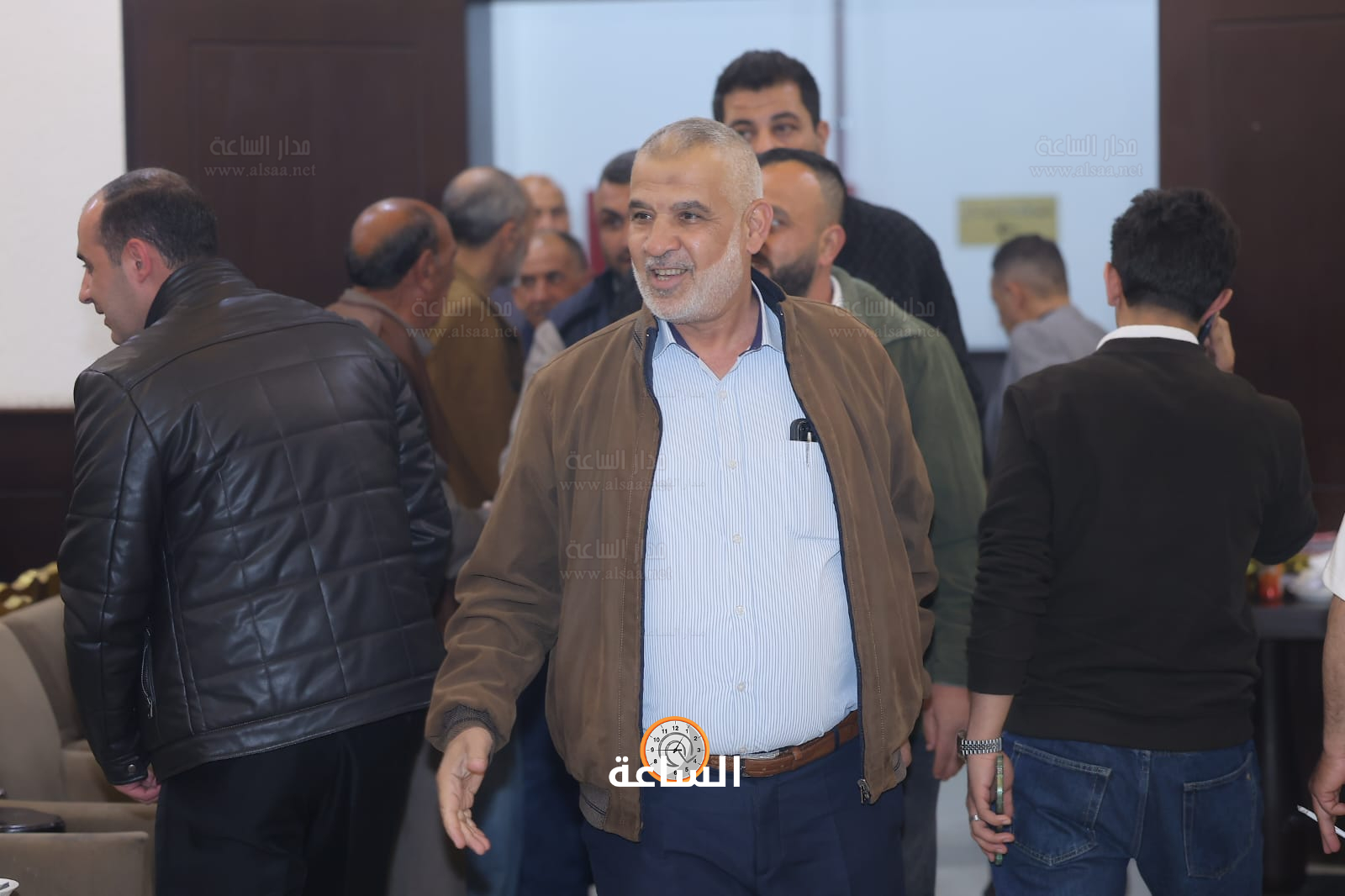 Madar Al-Saa Images 0.4990792072900283