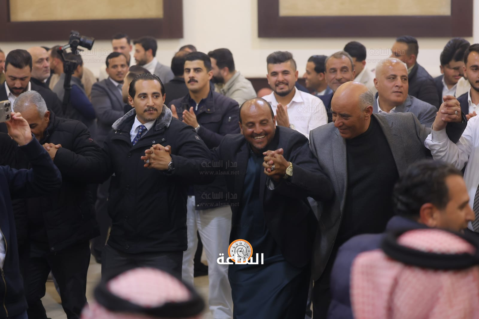 Madar Al-Saa Images 0.5318425362887815