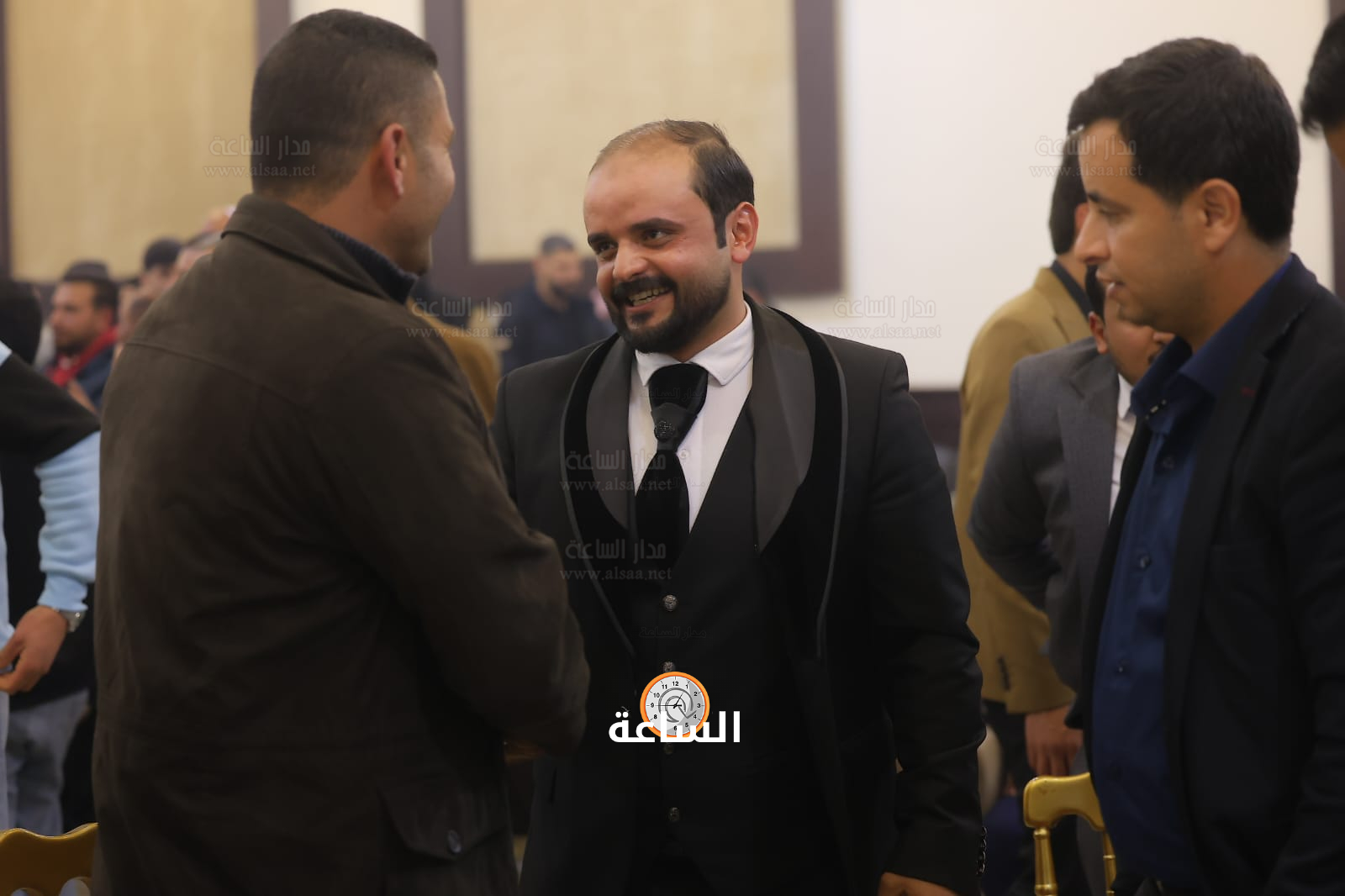 Madar Al-Saa Images 0.04841289763168133