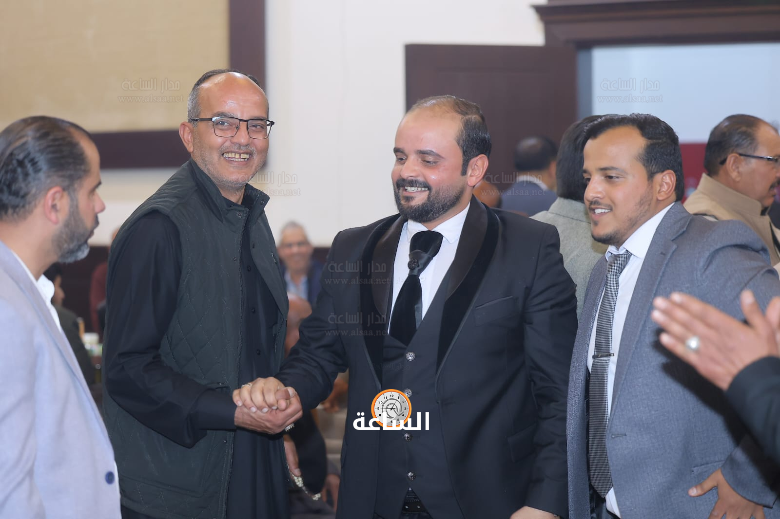 Madar Al-Saa Images 0.8590170223450058