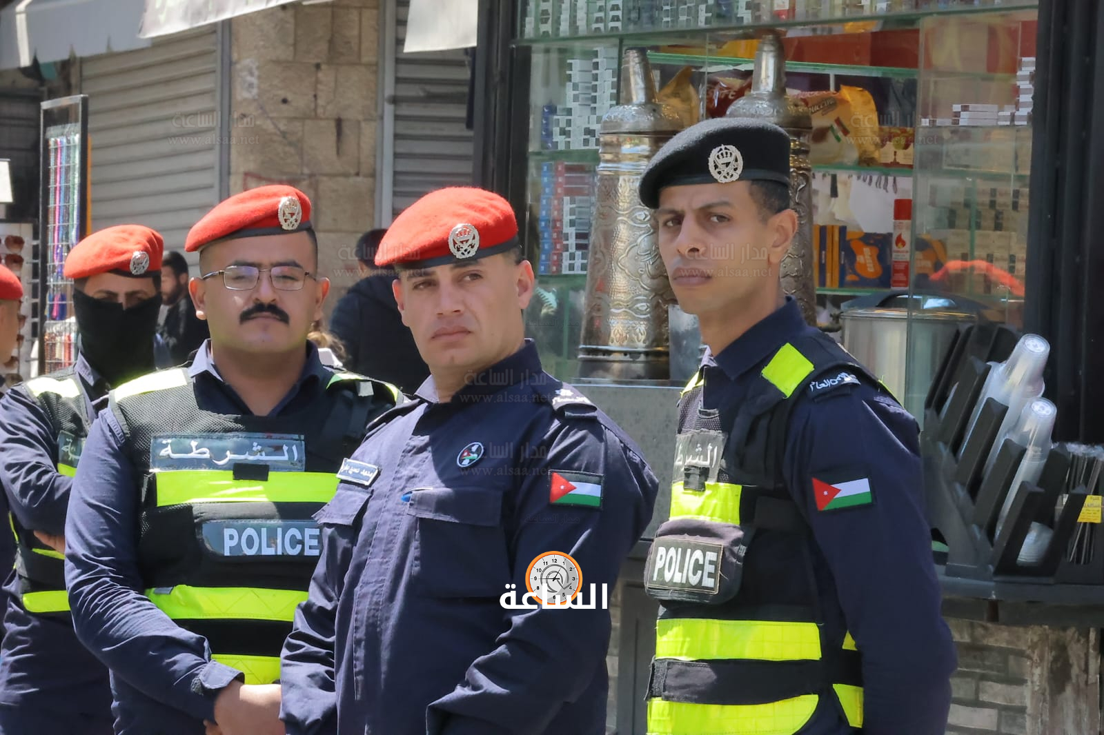 Madar Al-Saa Images 0.849083804296052