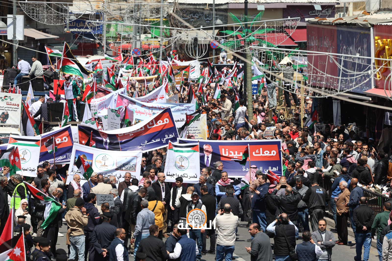 Madar Al-Saa Images 0.02209845041817471