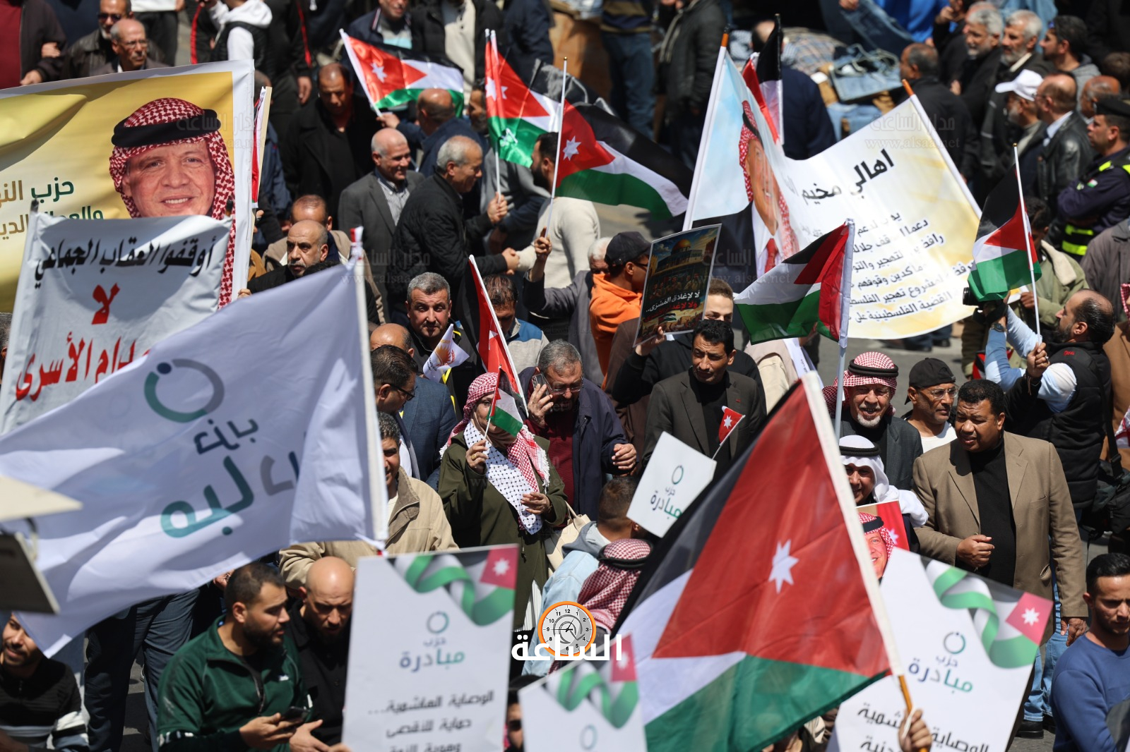 Madar Al-Saa Images 0.9601791203126209