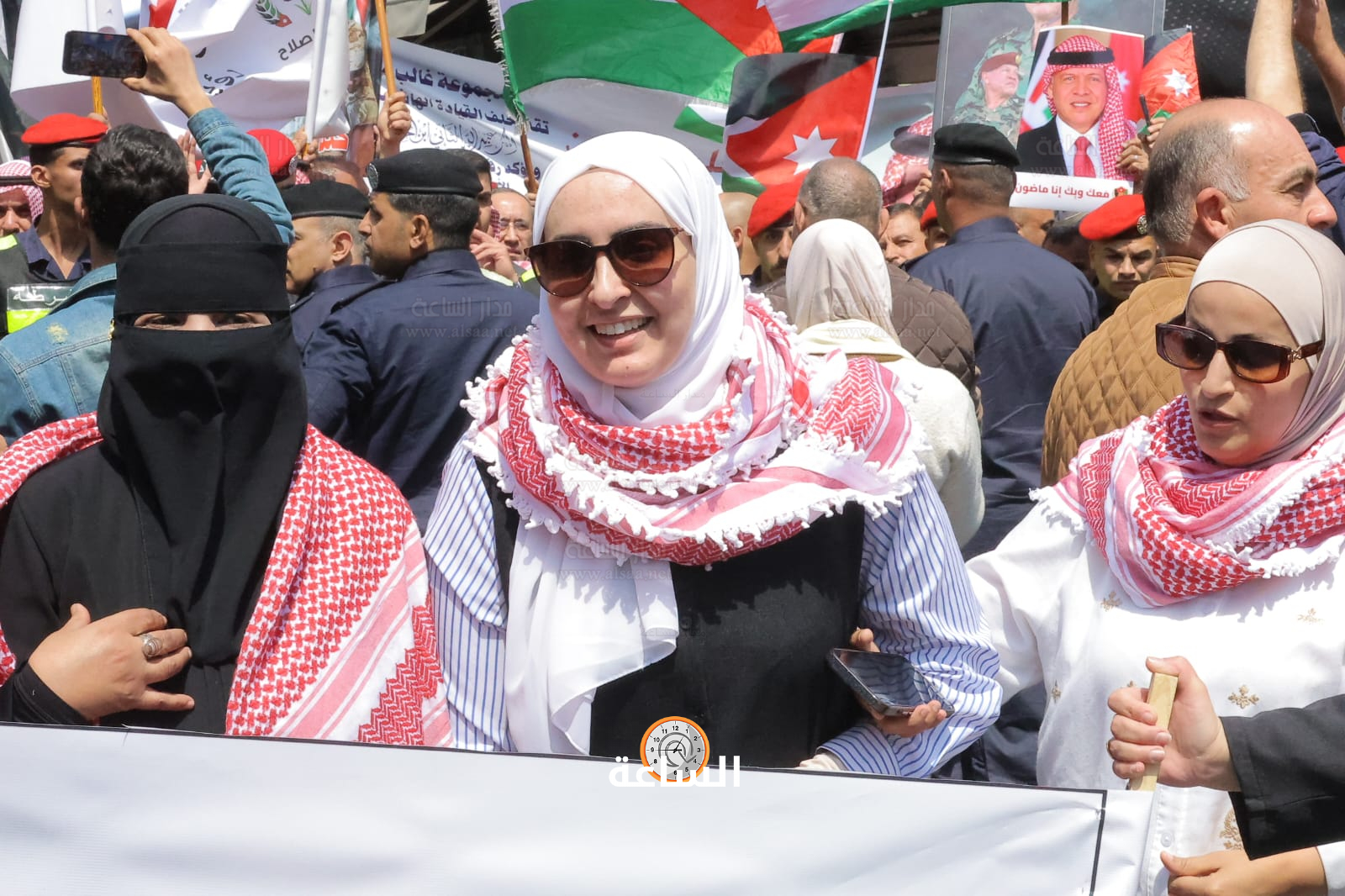 Madar Al-Saa Images 0.6137816895165743