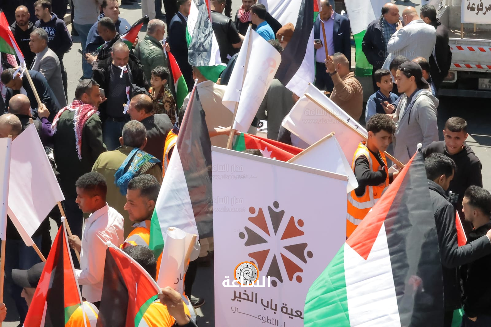 Madar Al-Saa Images 0.12252892047923714