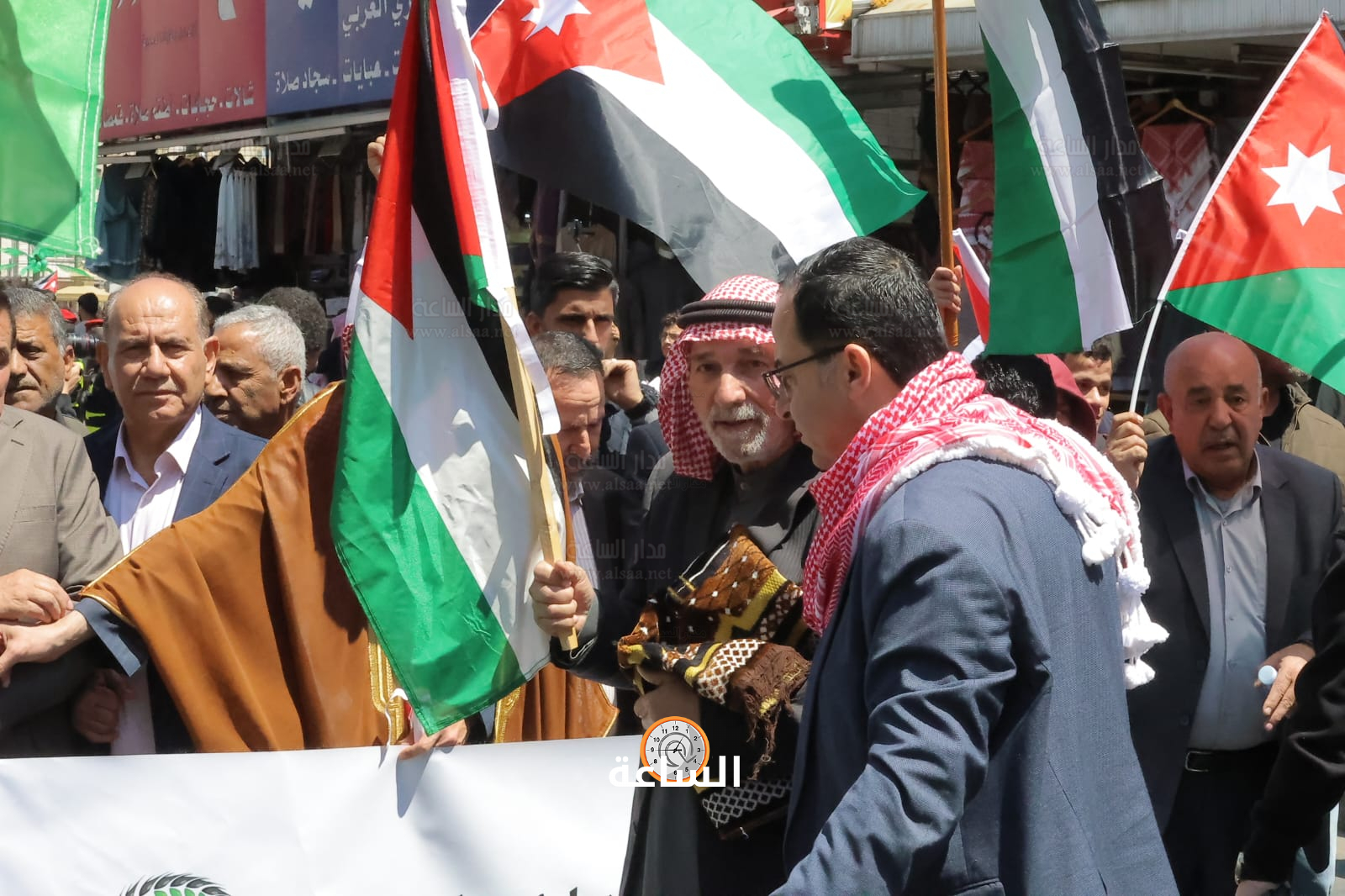 Madar Al-Saa Images 0.4955745918191822