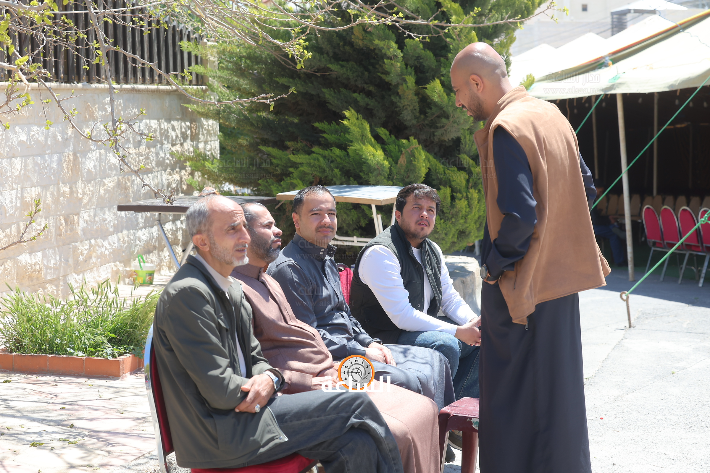 Madar Al-Saa Images 0.0009738057845122272