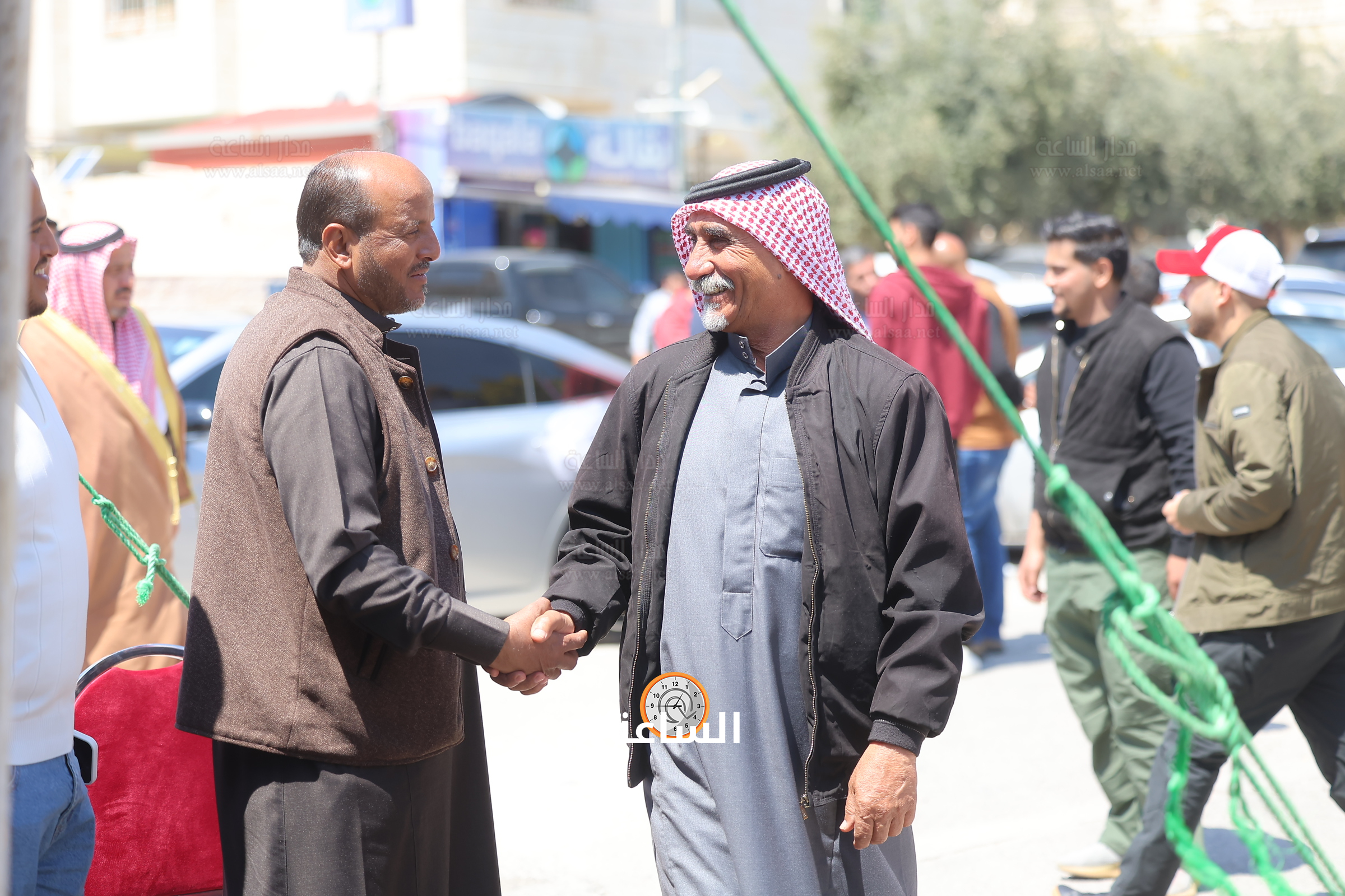 Madar Al-Saa Images 0.9759061863640529