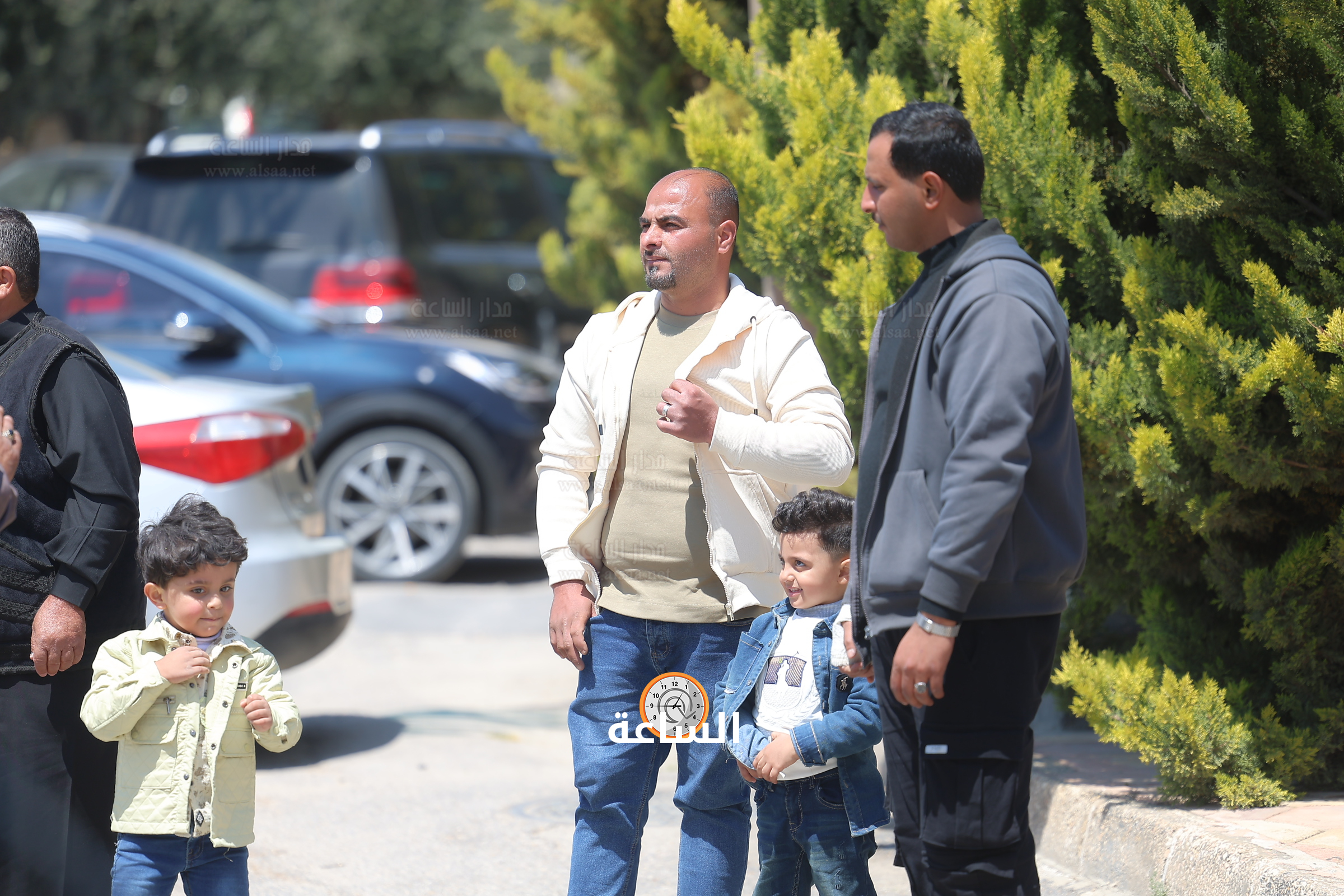 Madar Al-Saa Images 0.38936929289816735