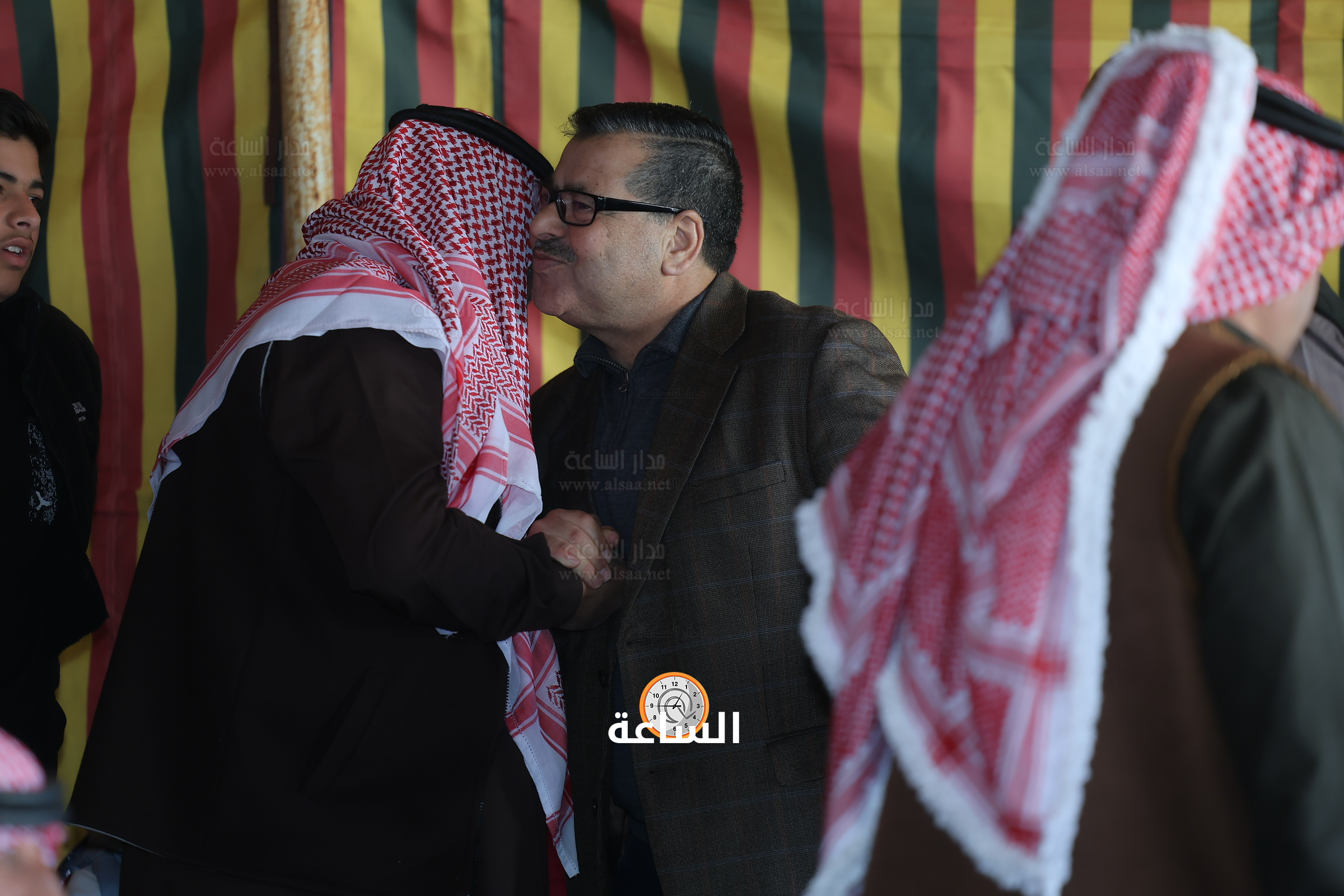 Madar Al-Saa Images 0.3275585437527493