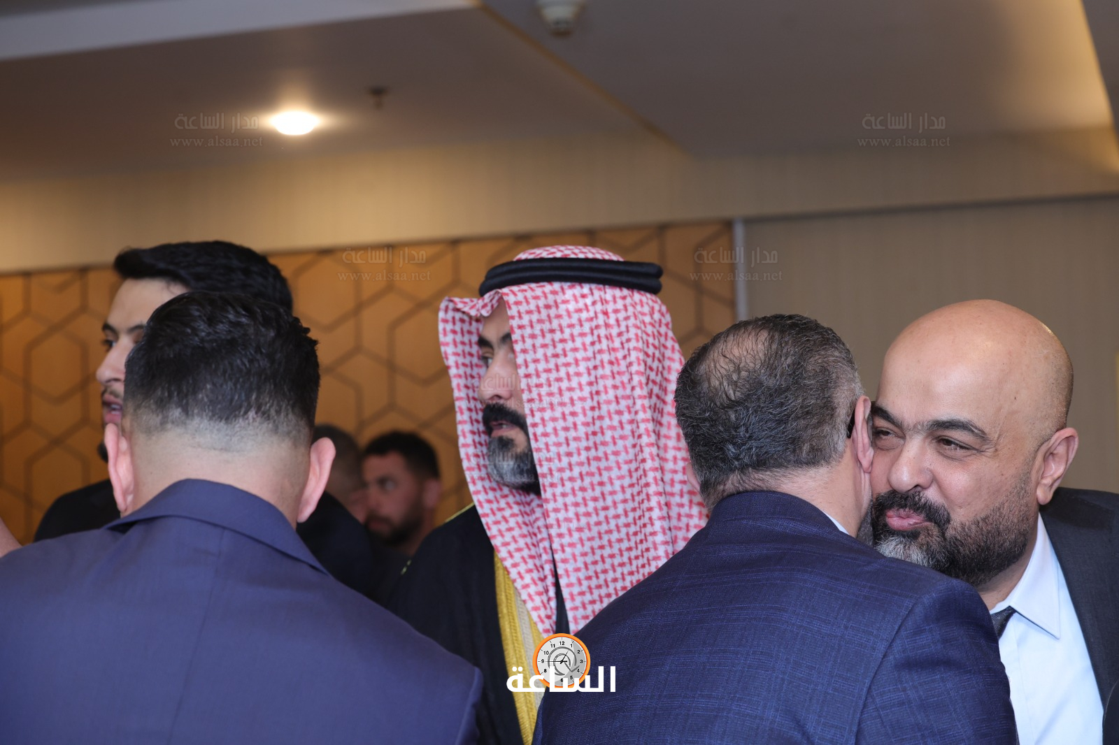 Madar Al-Saa Images 0.7339383627407956