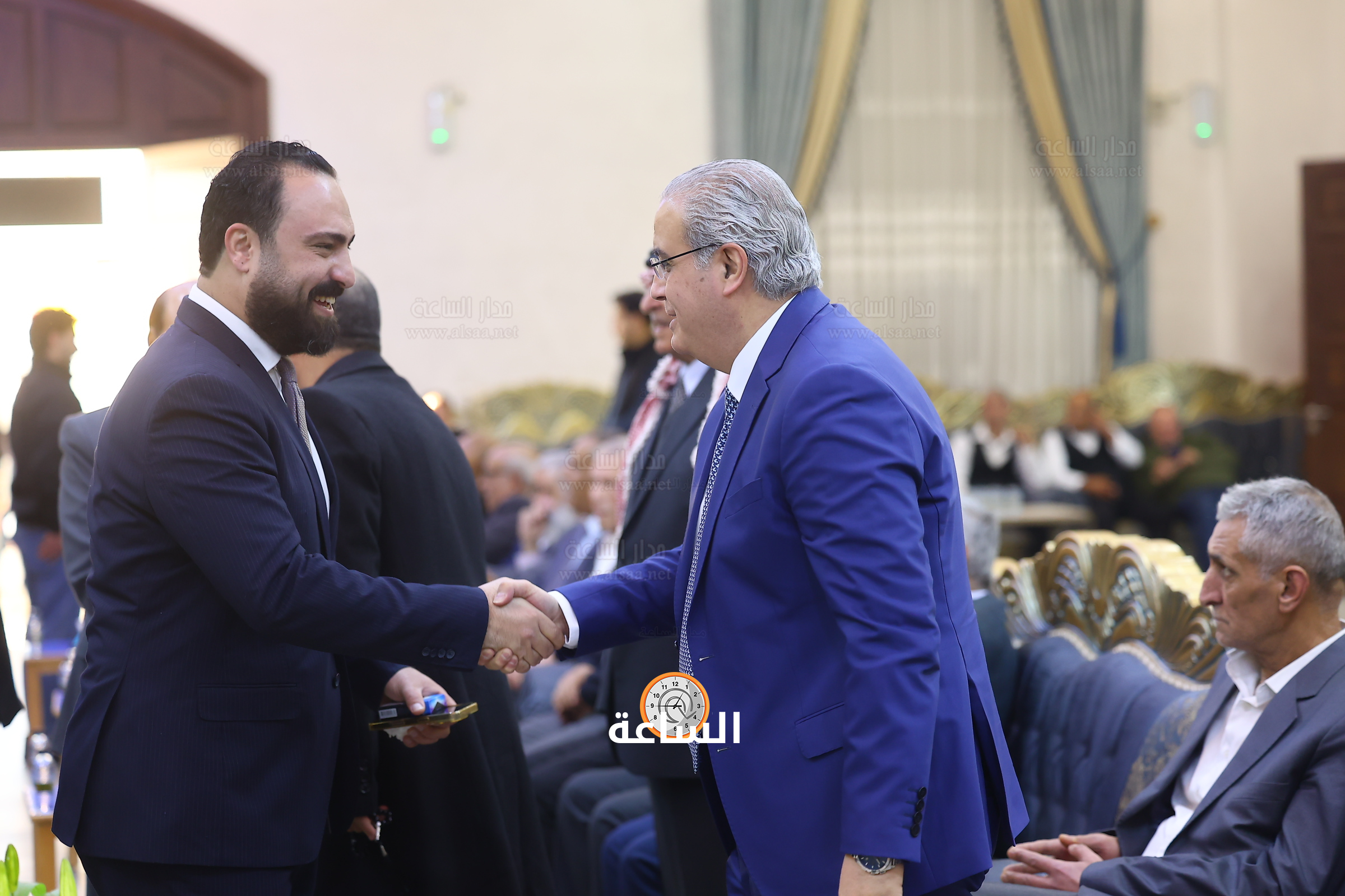 Madar Al-Saa Images 0.37828354497195693