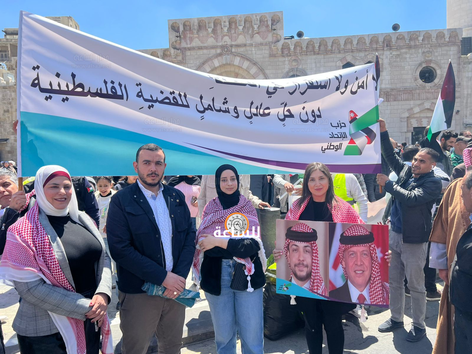 Madar Al-Saa Images 0.3727503202857766