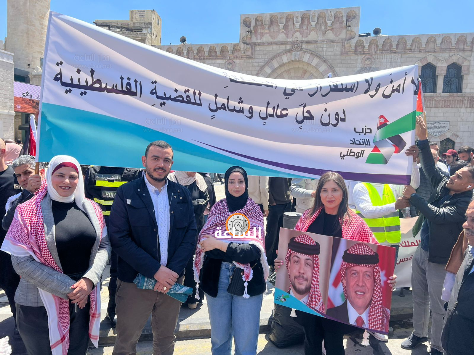 Madar Al-Saa Images 0.8109531811384569