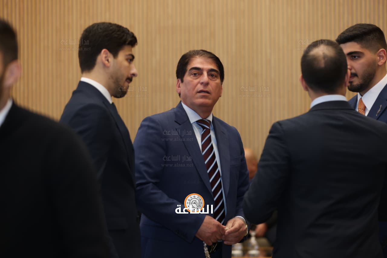 Madar Al-Saa Images 0.44111649688581145