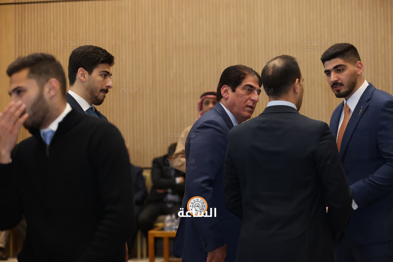 Madar Al-Saa Images 0.5127428303247187