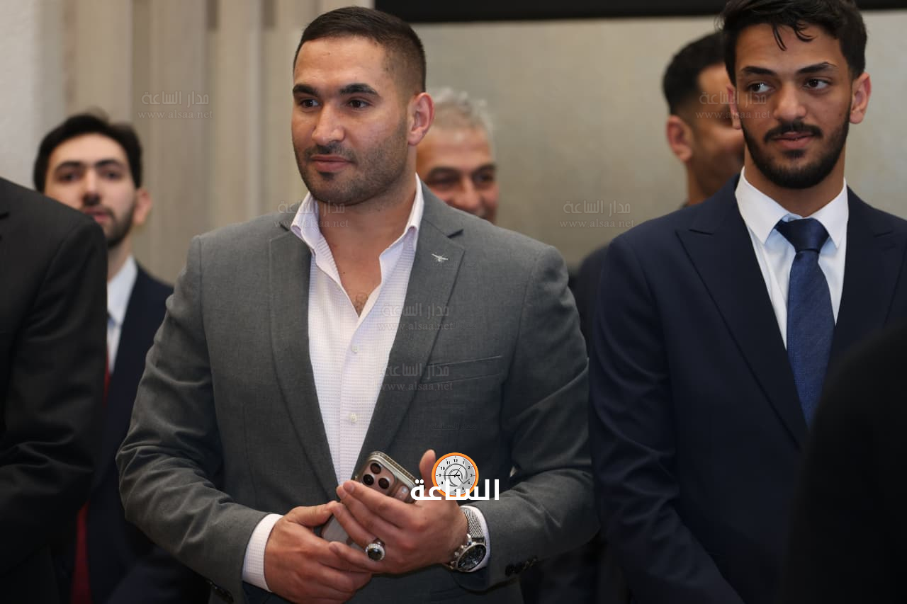 Madar Al-Saa Images 0.7386658779355773