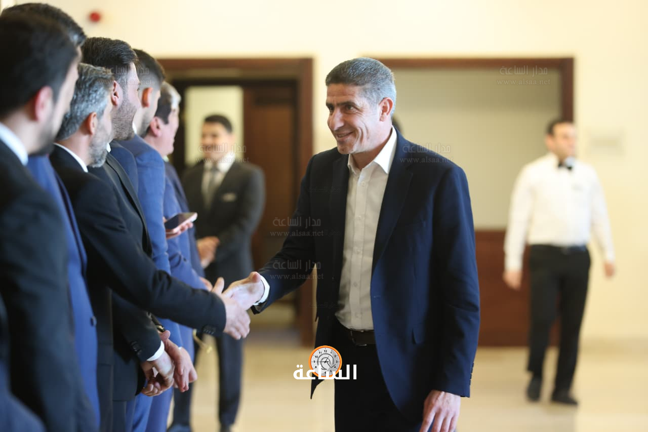 Madar Al-Saa Images 0.7851666531294009